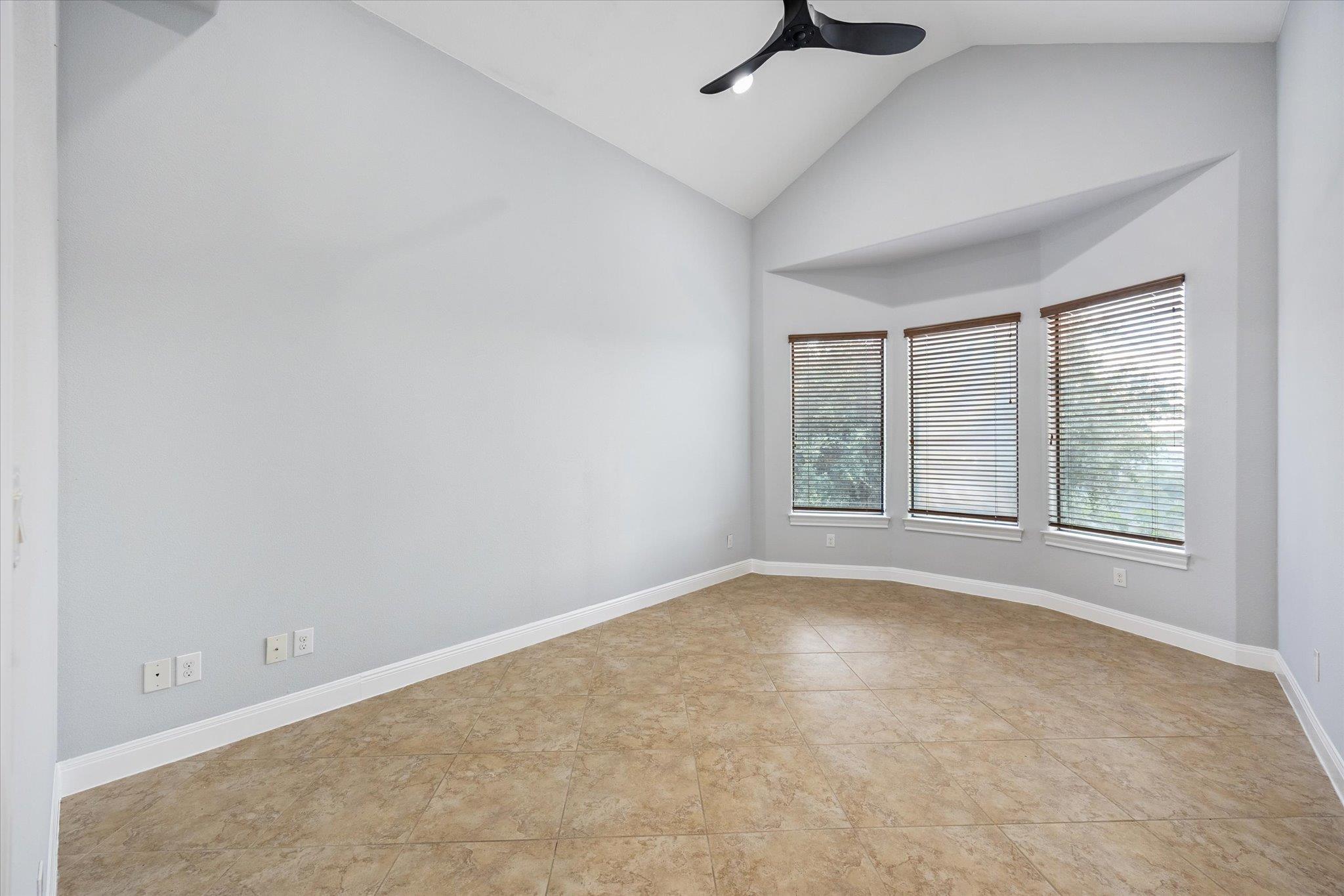 17813 Kingfisher Ridge Dr, Lago Vista, TX 78645