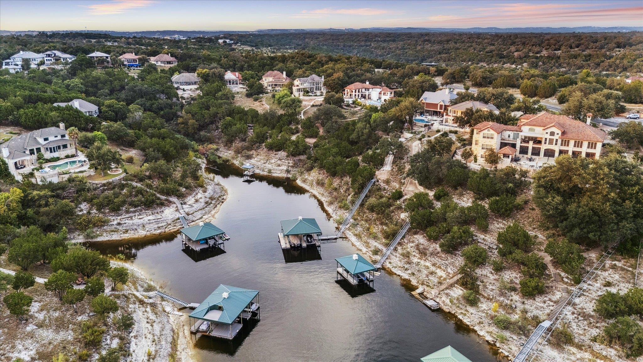 17813 Kingfisher Ridge Dr, Lago Vista, TX 78645