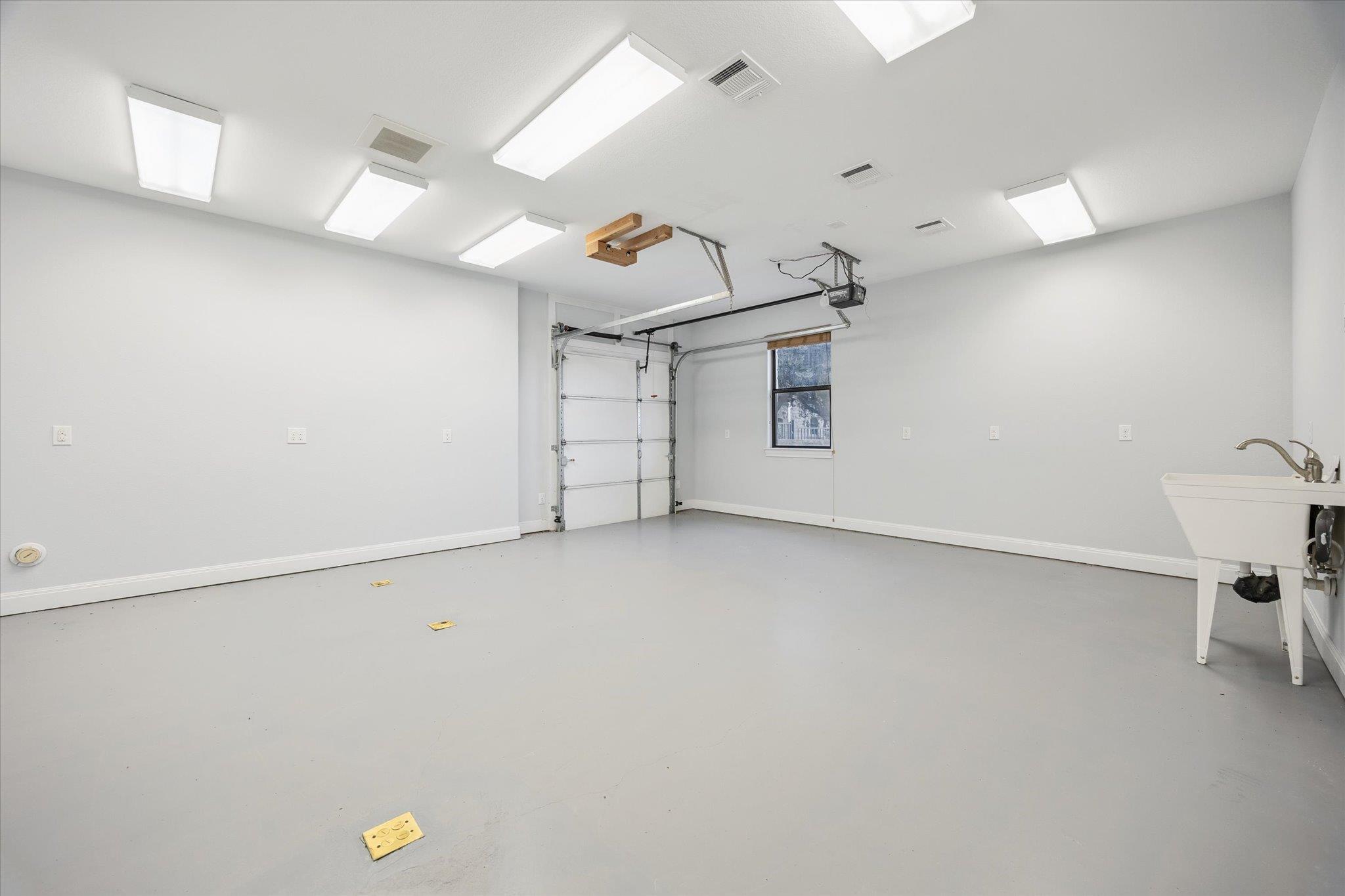 17813 Kingfisher Ridge Dr, Lago Vista, TX 78645