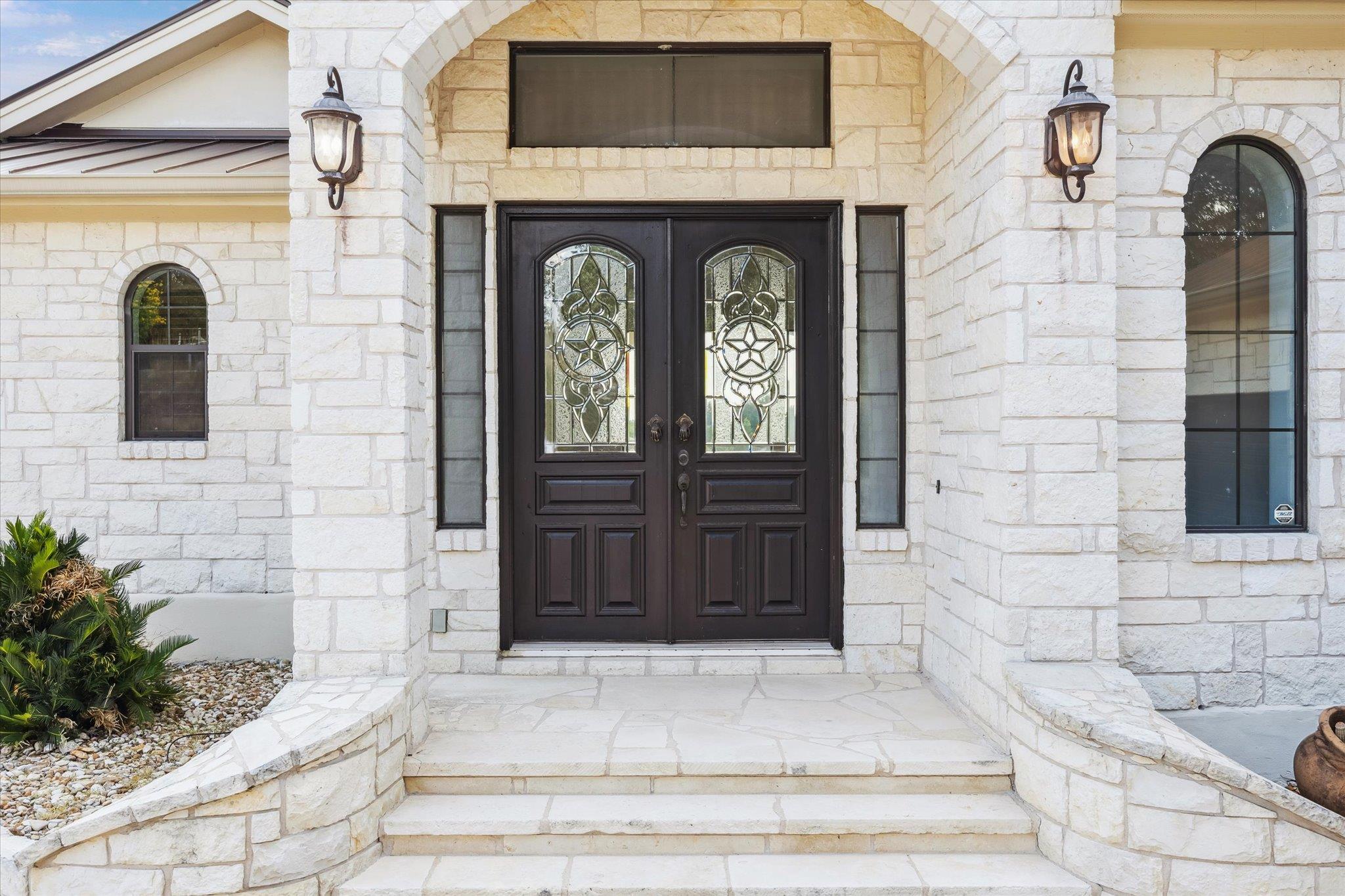 17813 Kingfisher Ridge Dr, Lago Vista, TX 78645