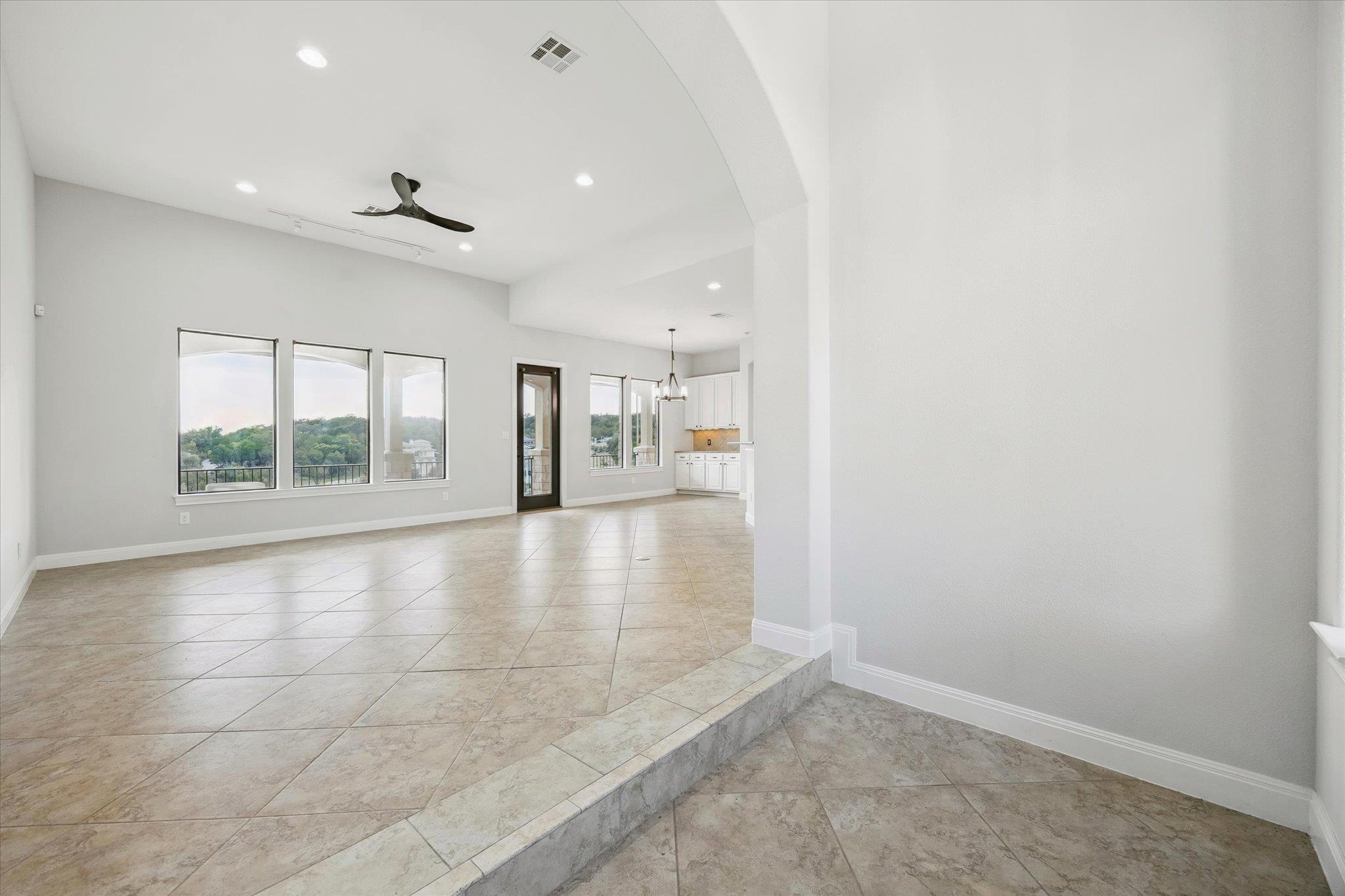 17813 Kingfisher Ridge Dr, Lago Vista, TX 78645