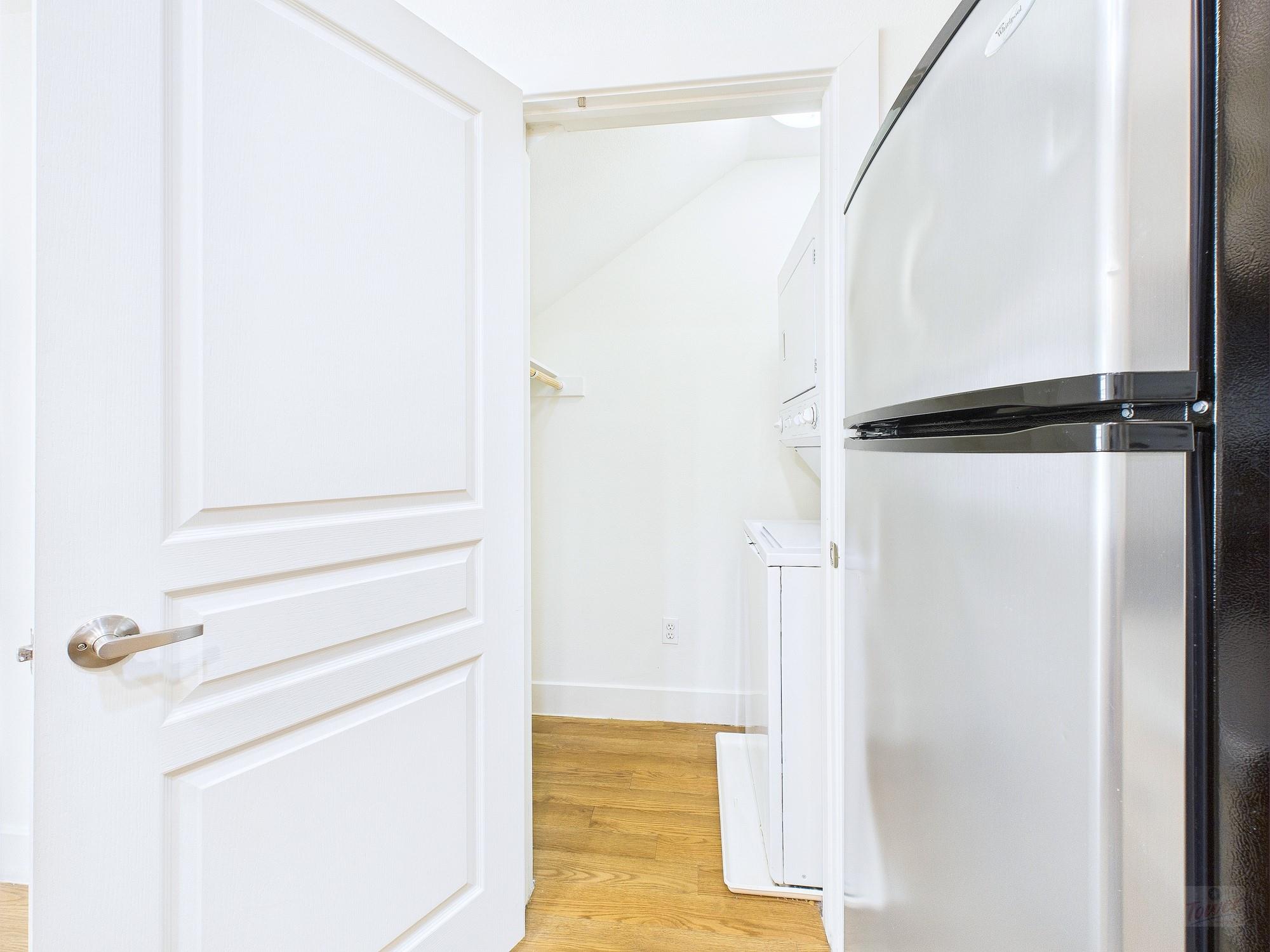 711 W 32nd St # 120, Austin, TX 78705