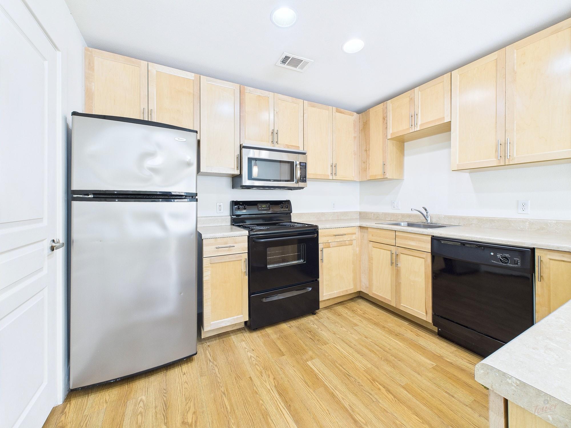 711 W 32nd St # 120, Austin, TX 78705