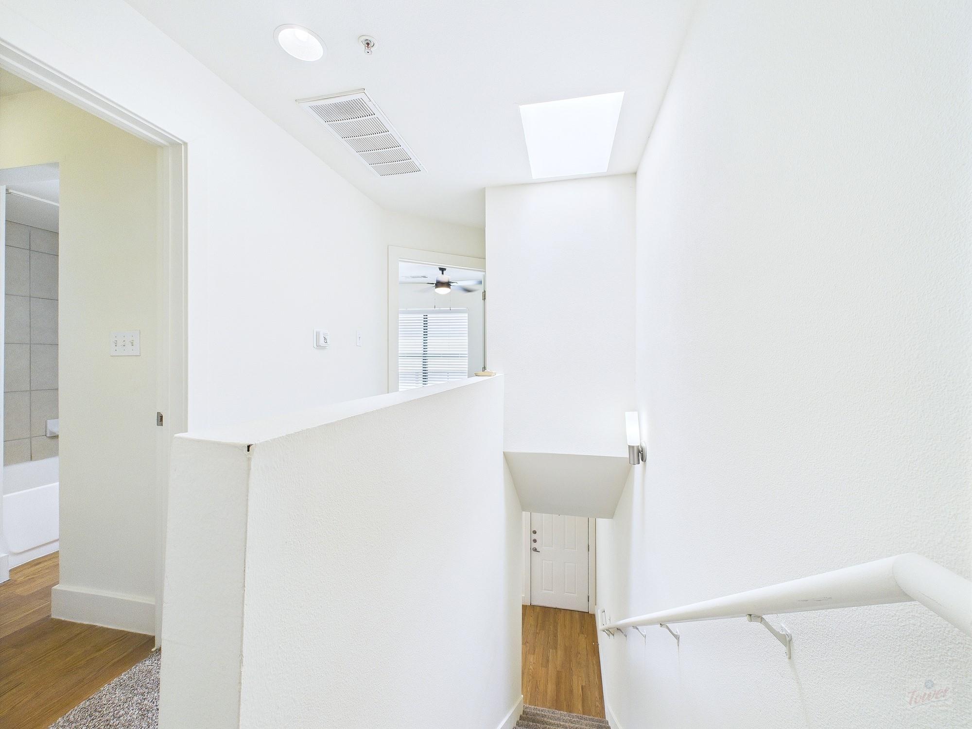 711 W 32nd St # 120, Austin, TX 78705