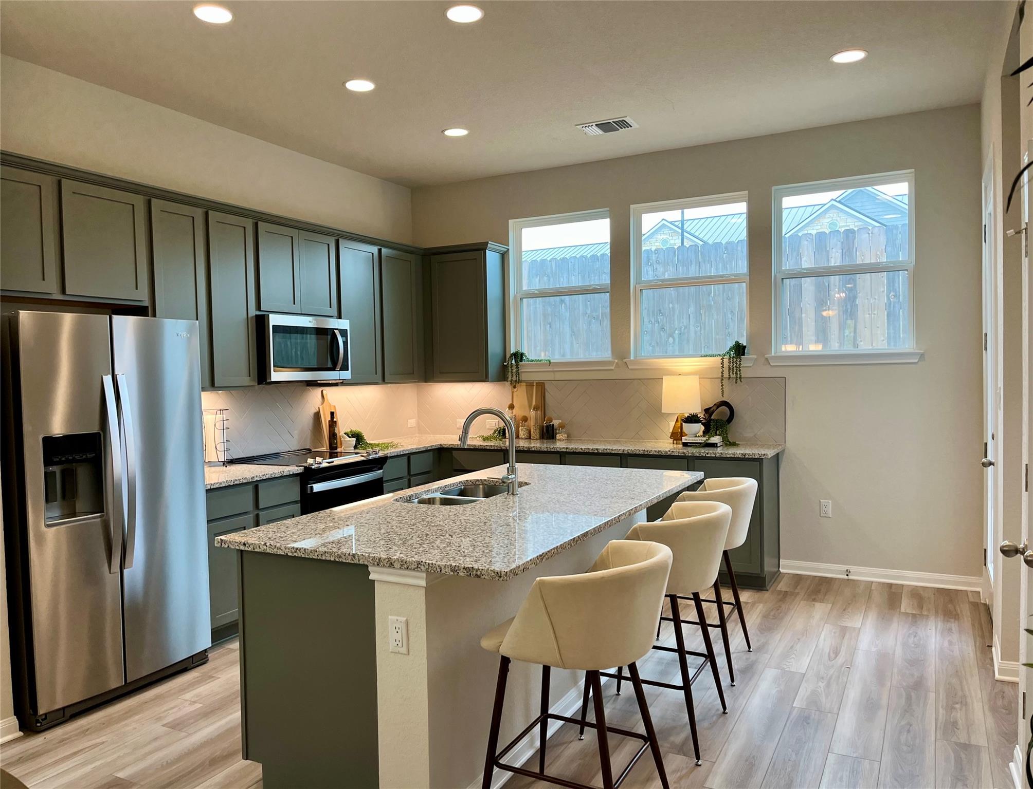 320 Creek Rd # 304, Dripping Springs, TX 78620