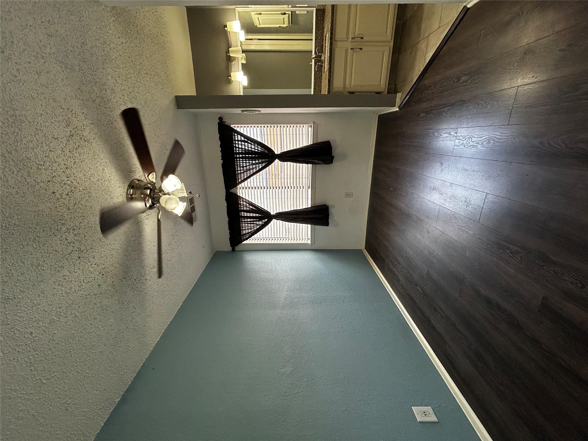 708 Graham Pl # 208, Austin, TX 78705