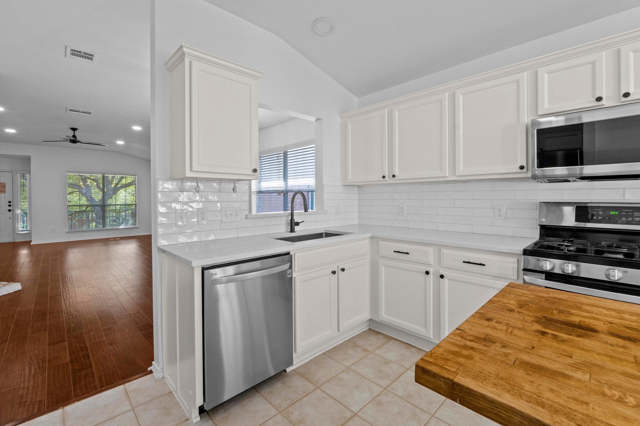 14620 Springs Edge Dr, Austin, TX 78717