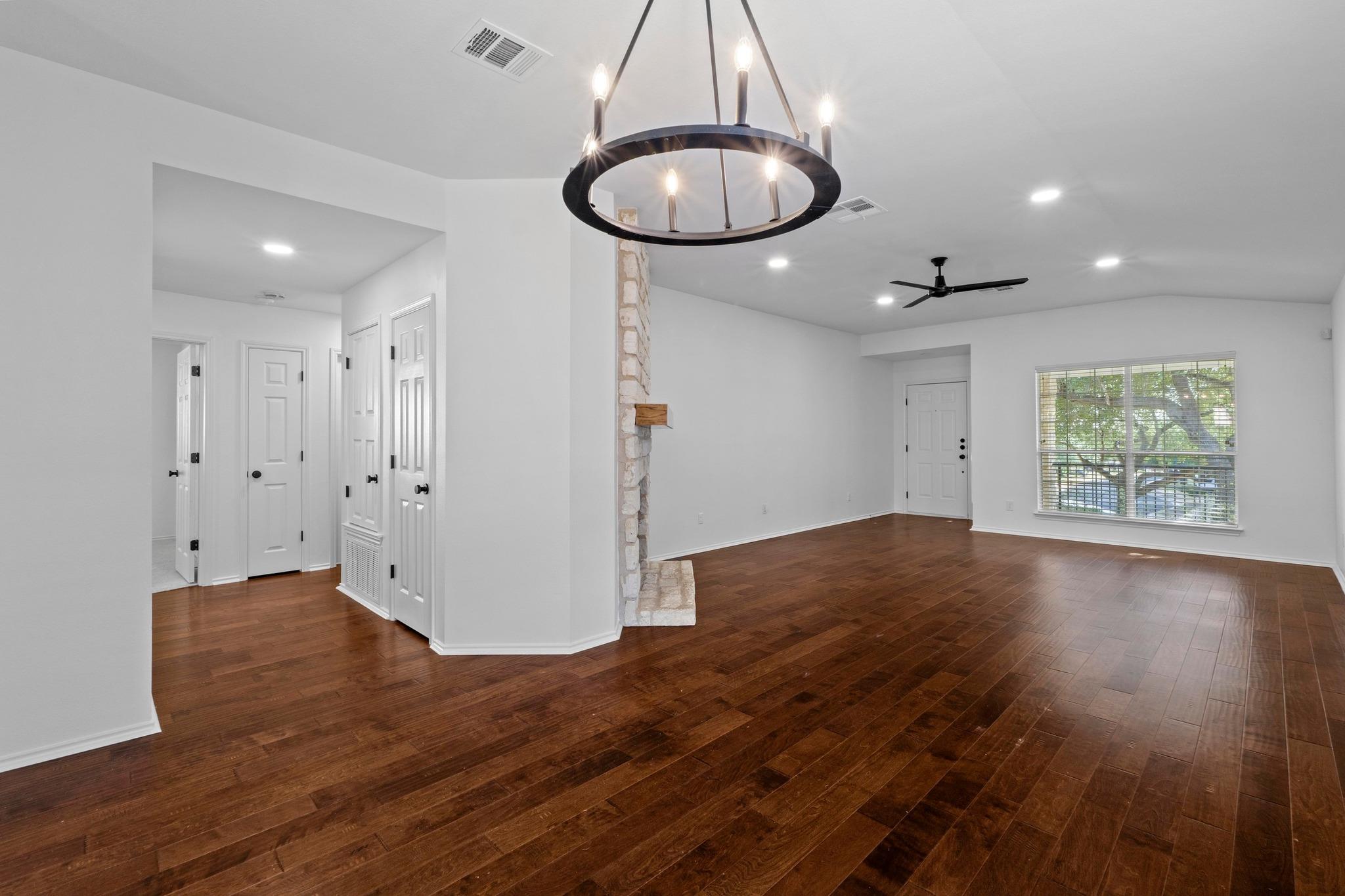 14620 Springs Edge Dr, Austin, TX 78717