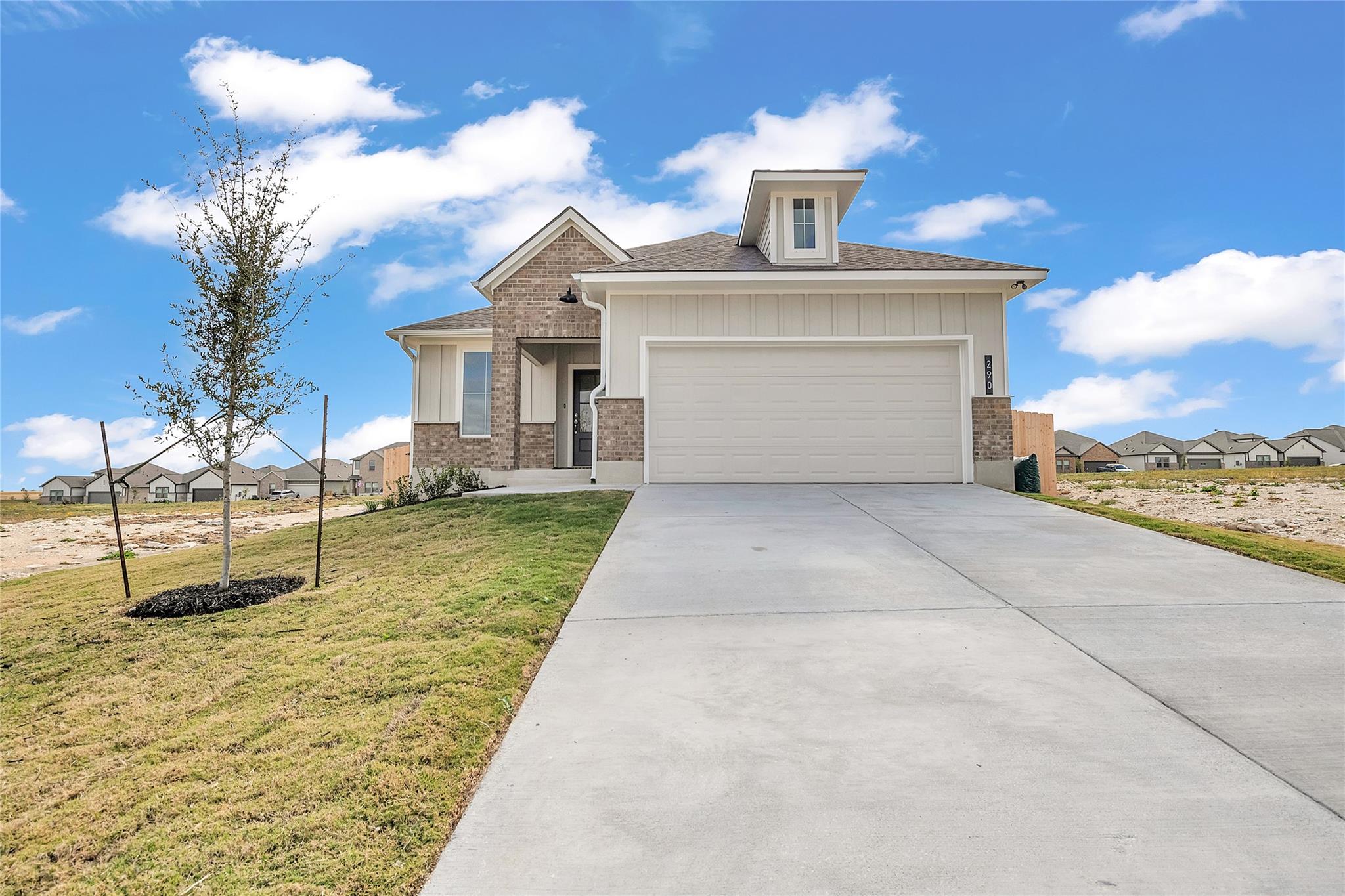 290 Boatright Blvd, Jarrell, TX 76537