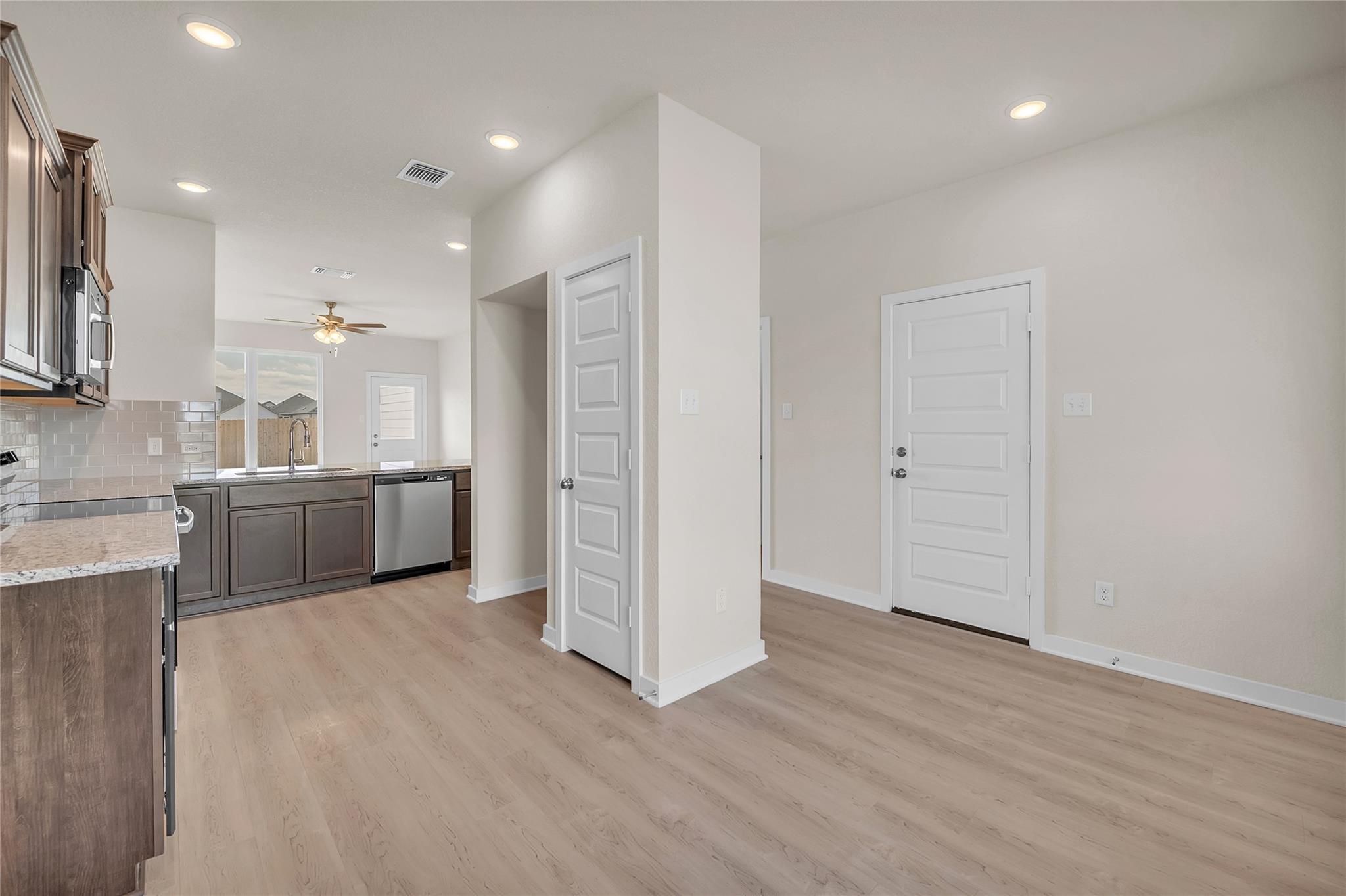 290 Boatright Blvd, Jarrell, TX 76537