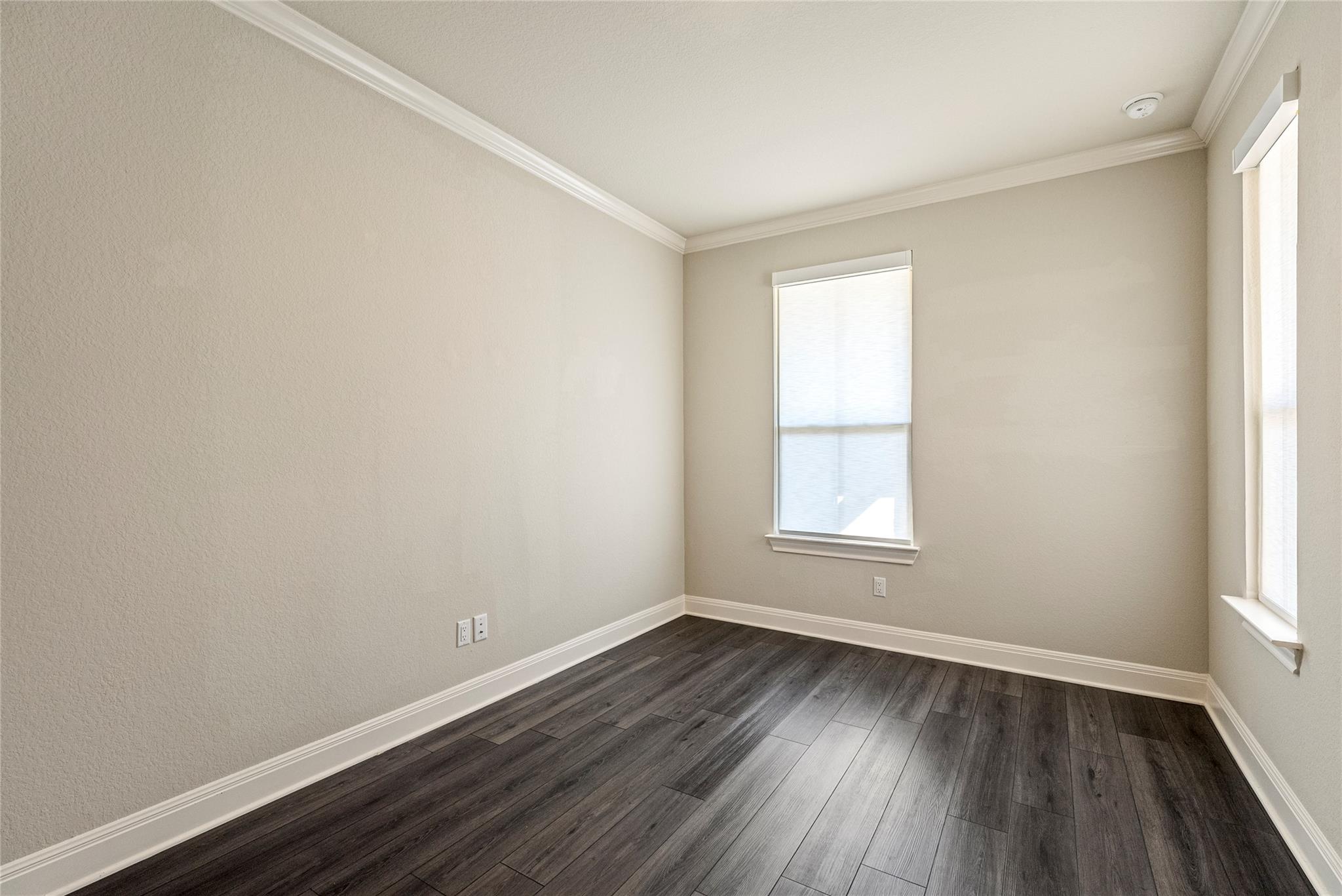 104 Sugarberry Dr, Buda, TX 78610