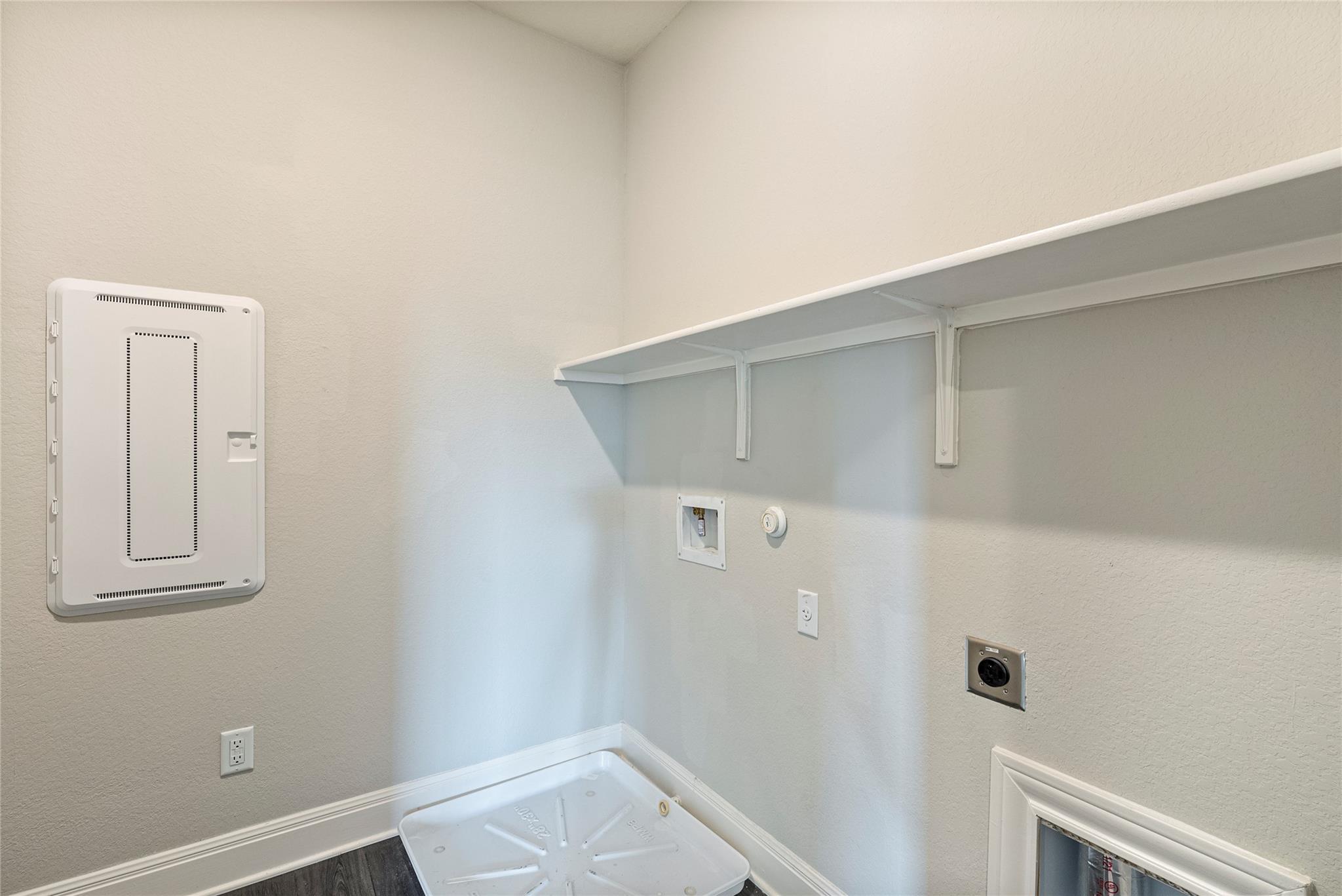 104 Sugarberry Dr, Buda, TX 78610