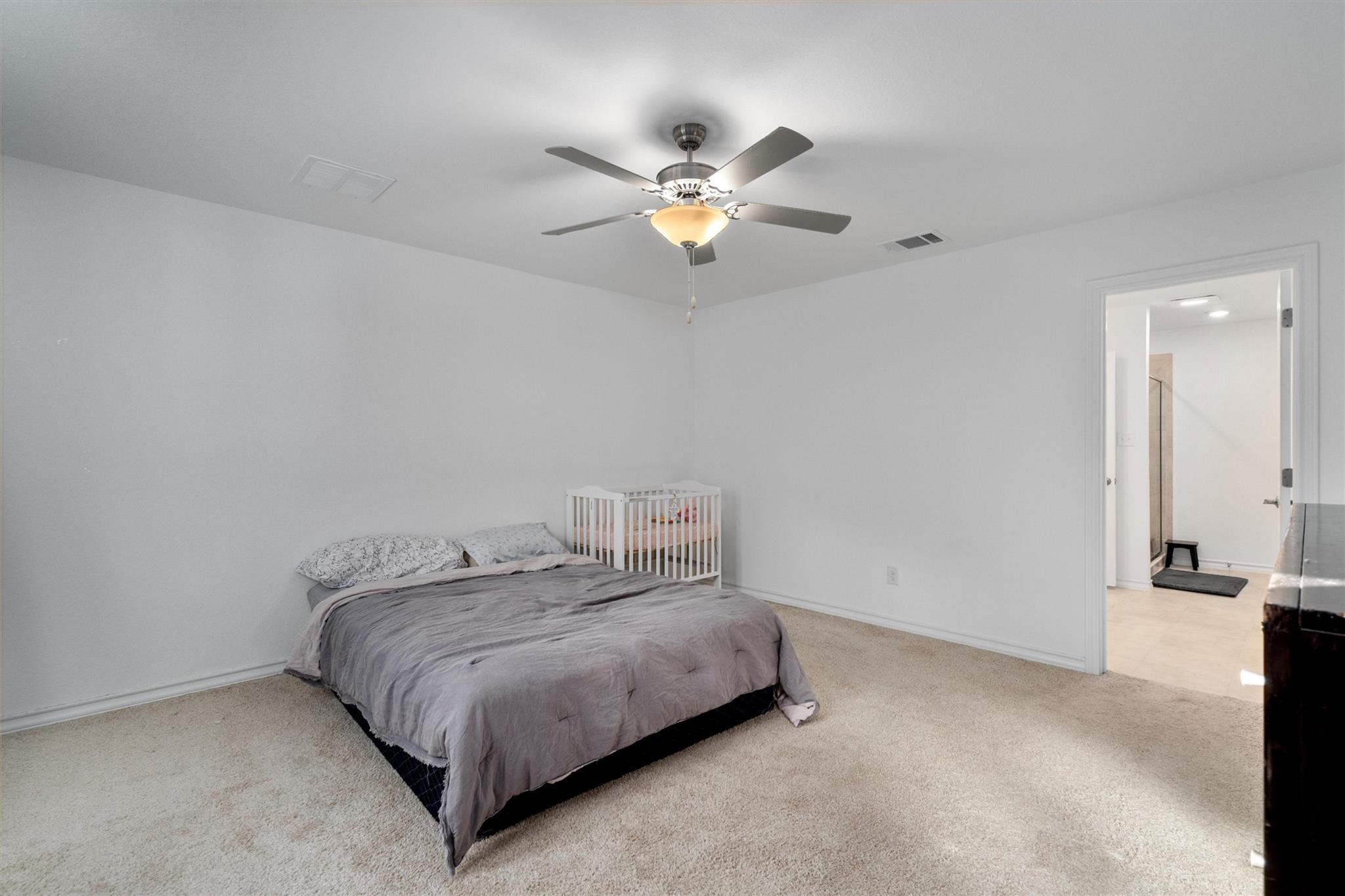 102 Gracie Way, Hutto, TX 78634