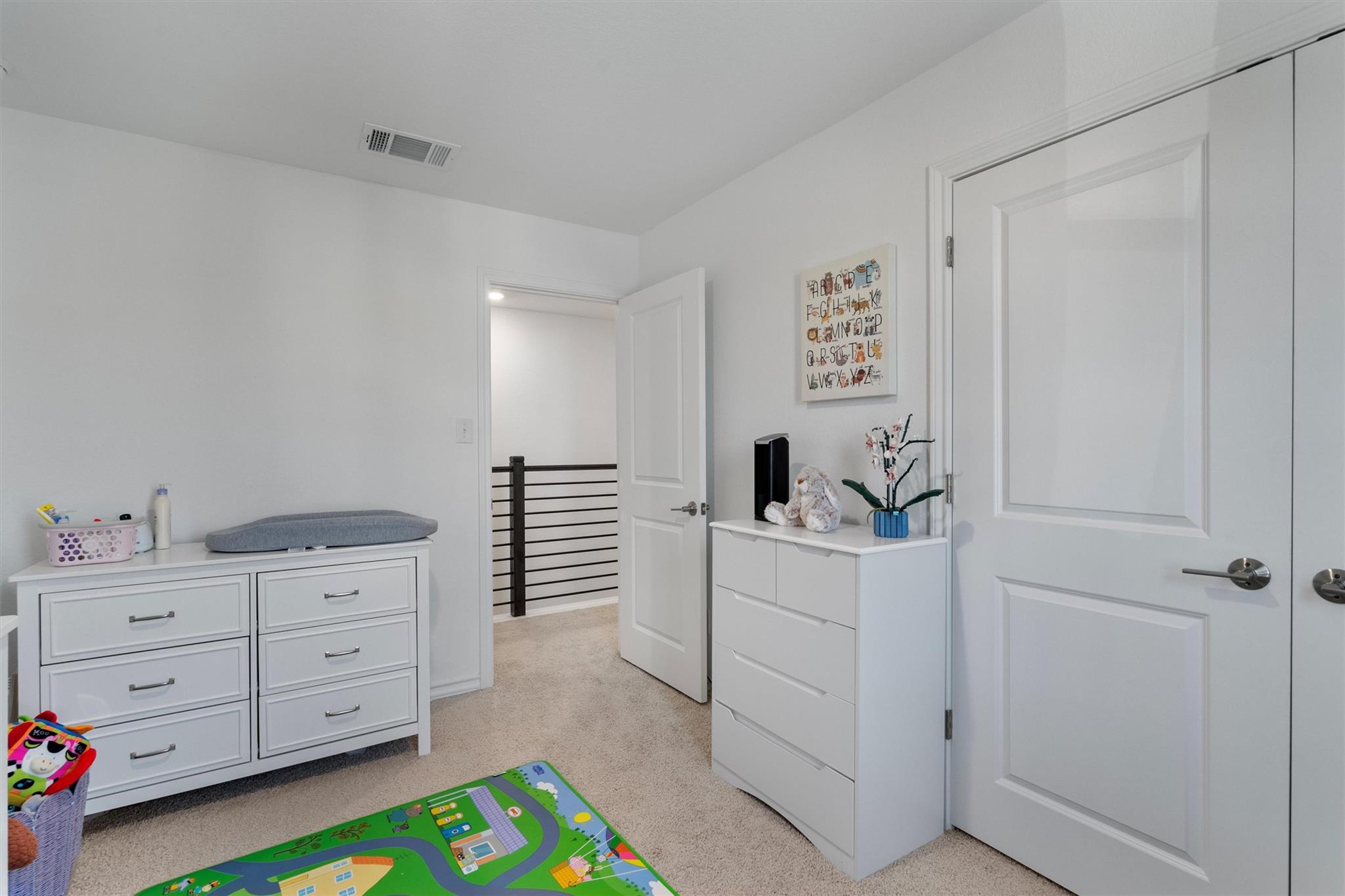 102 Gracie Way, Hutto, TX 78634