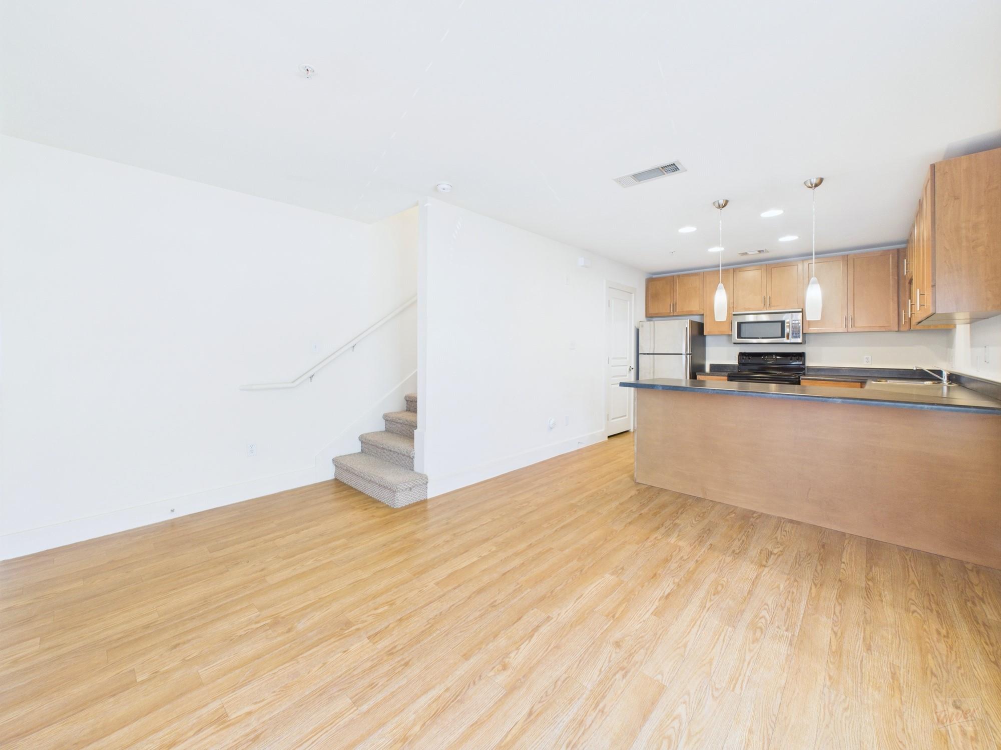 711 W 32nd St # 139, Austin, TX 78705