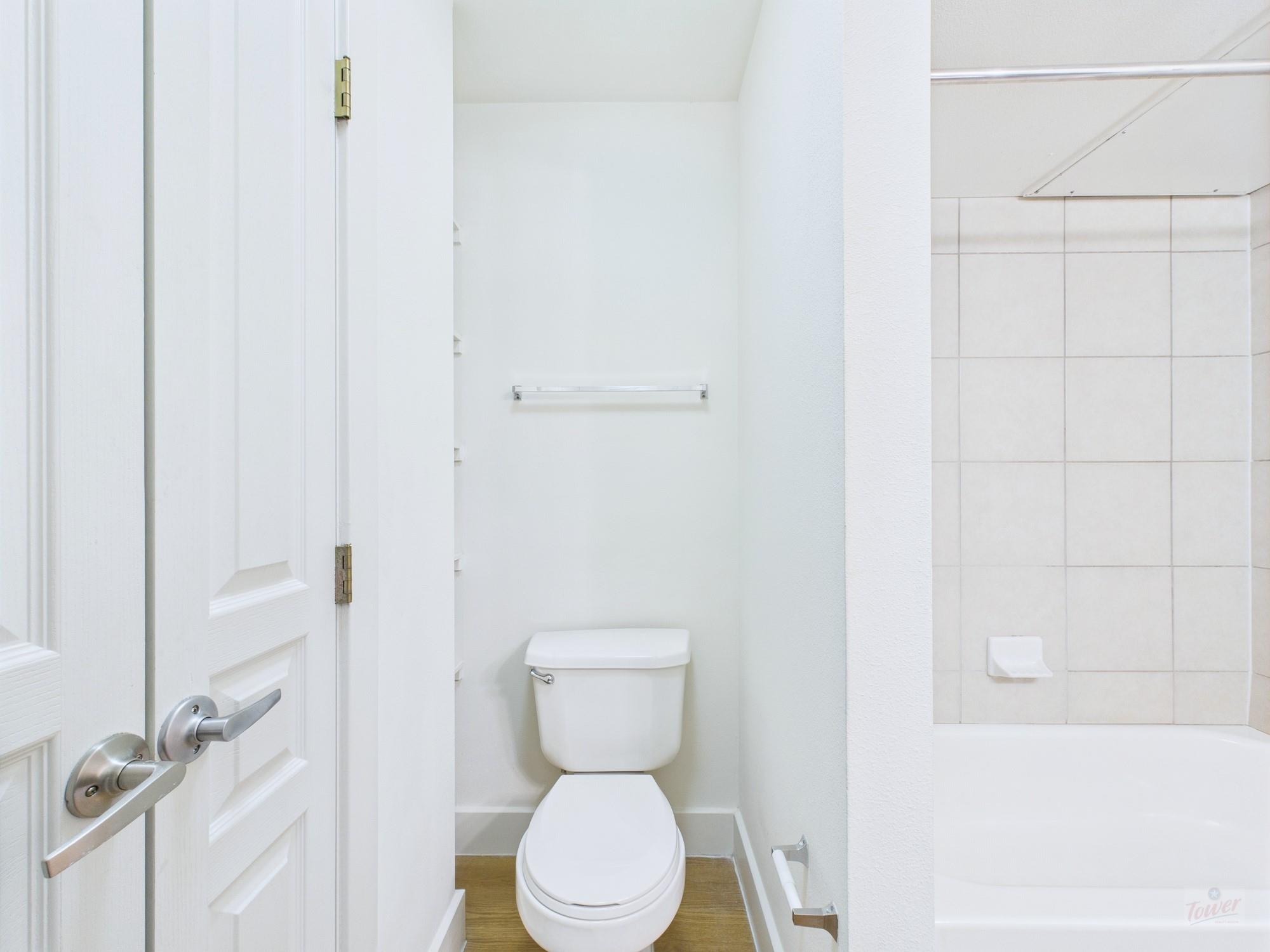 711 W 32nd St # 139, Austin, TX 78705