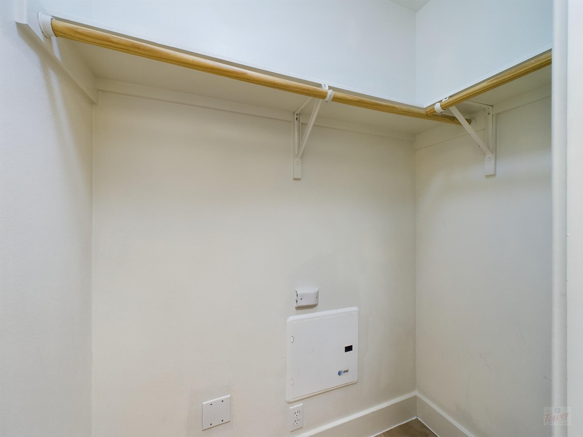 711 W 32nd St # 143, Austin, TX 78705