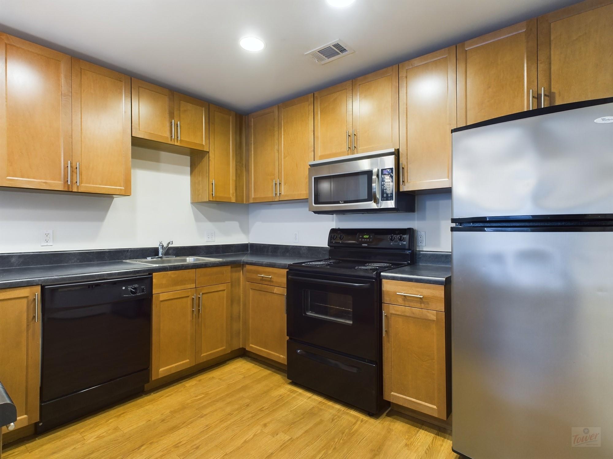 711 W 32nd St # 143, Austin, TX 78705