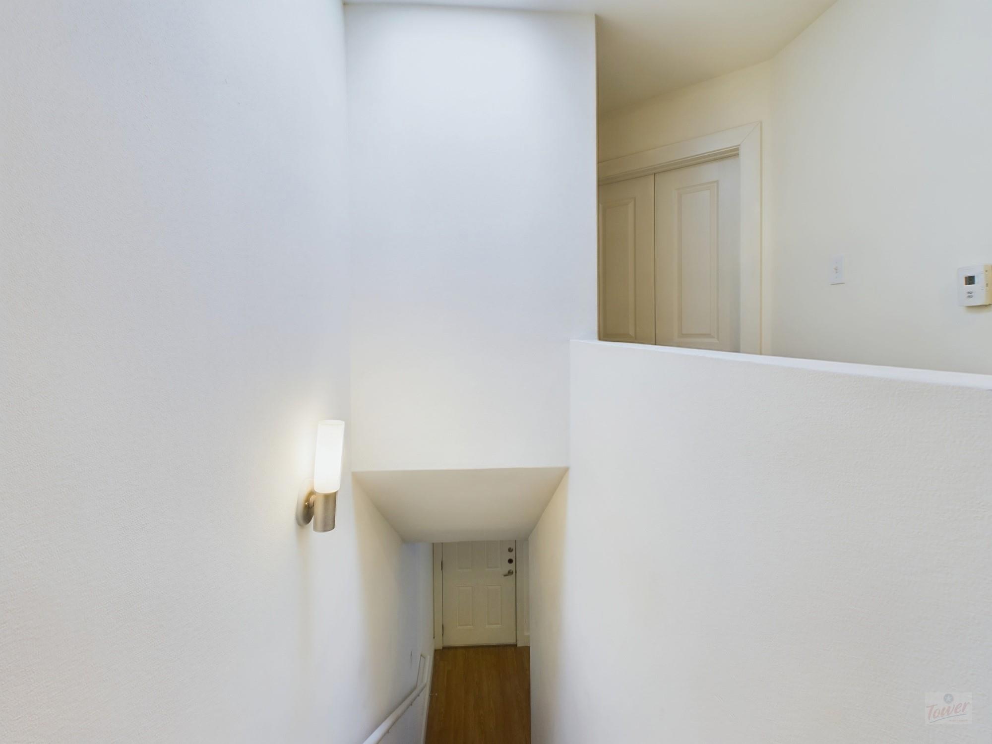 711 W 32nd St # 143, Austin, TX 78705