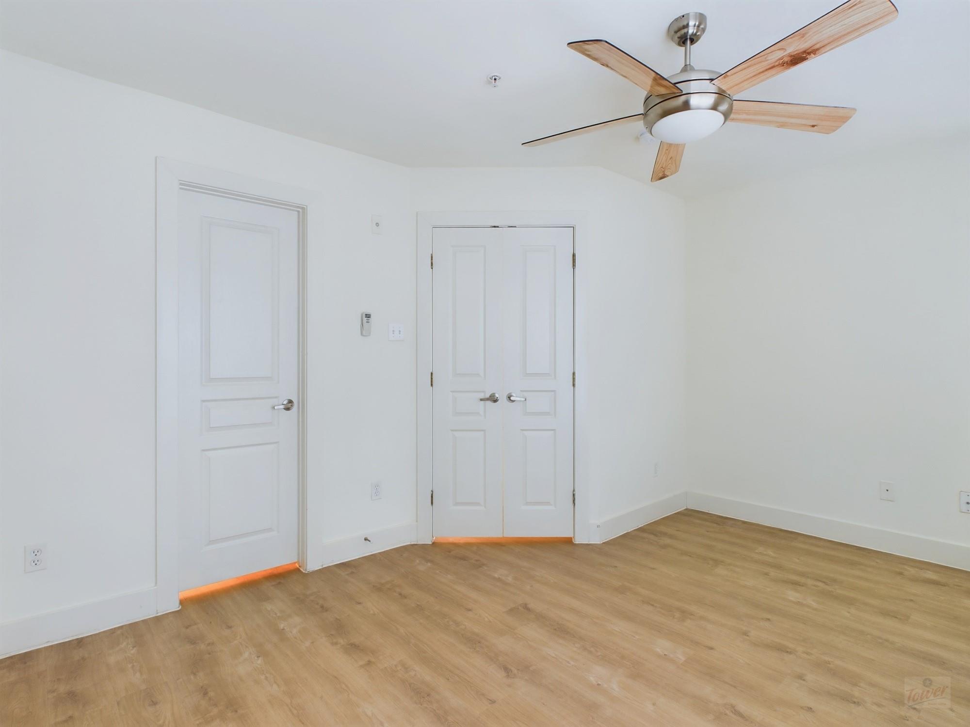 711 W 32nd St # 143, Austin, TX 78705