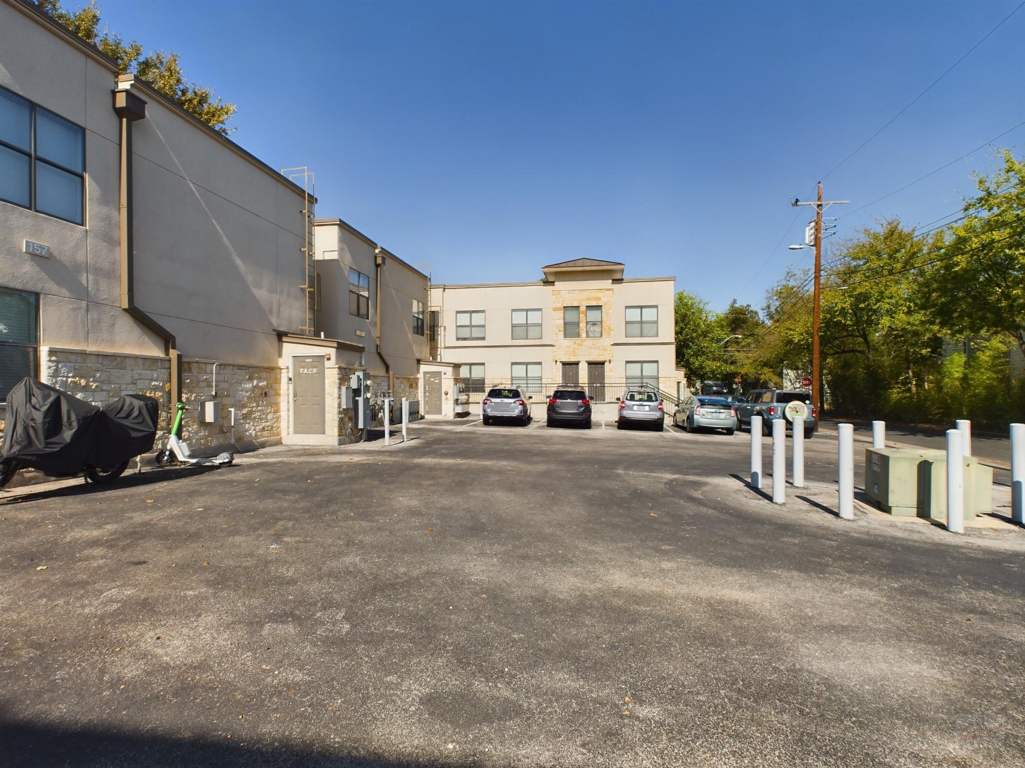 711 W 32 St # 154, Austin, TX 78705