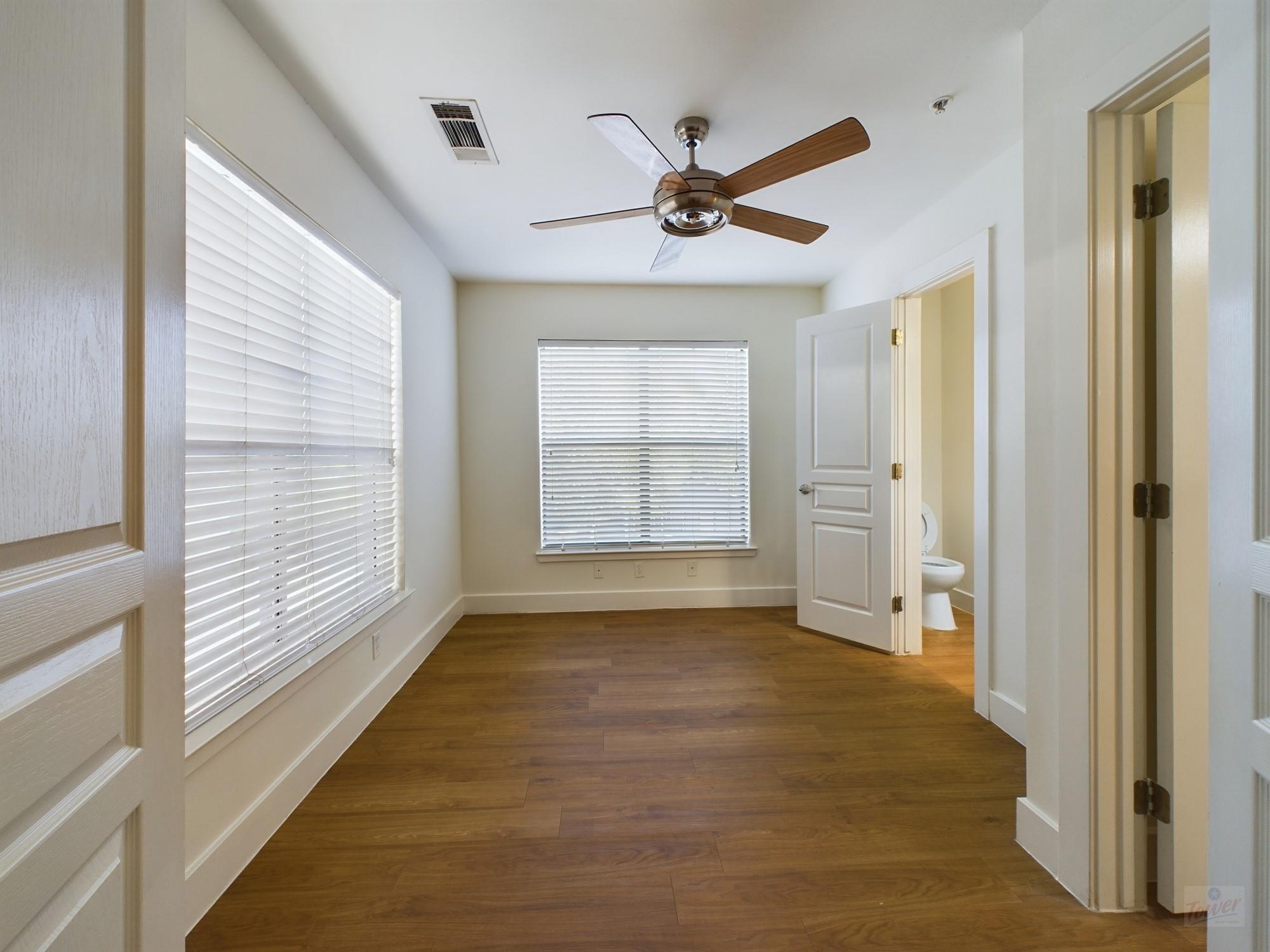 711 W 32 St # 154, Austin, TX 78705