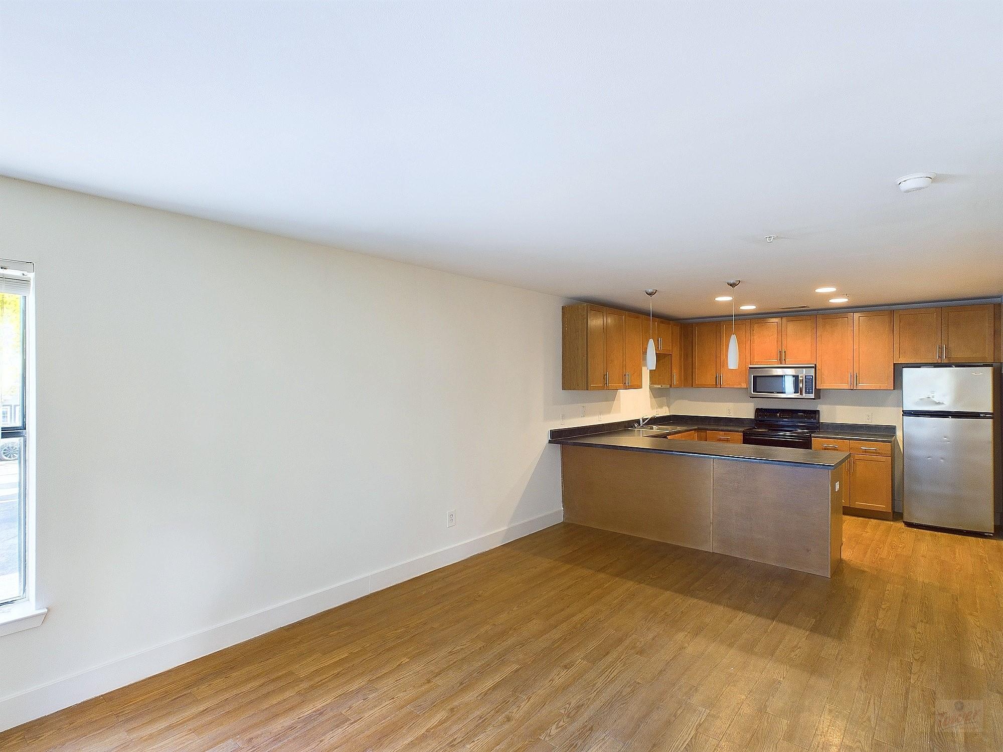 711 W 32 St # 154, Austin, TX 78705