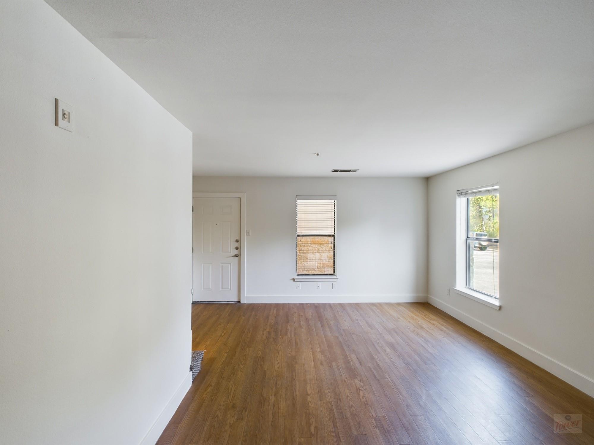 711 W 32 St # 154, Austin, TX 78705