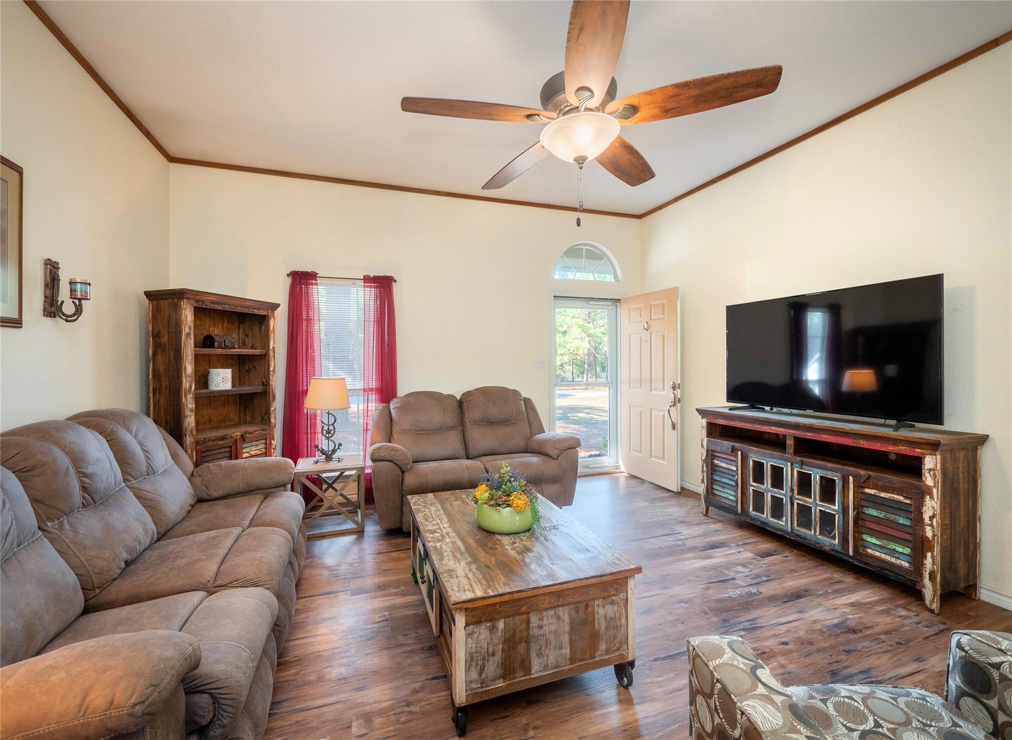 228 Old Firetower Rd, Bastrop, TX 78602