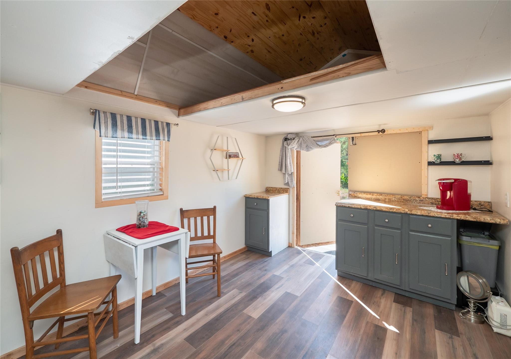 228 Old Firetower Rd, Bastrop, TX 78602