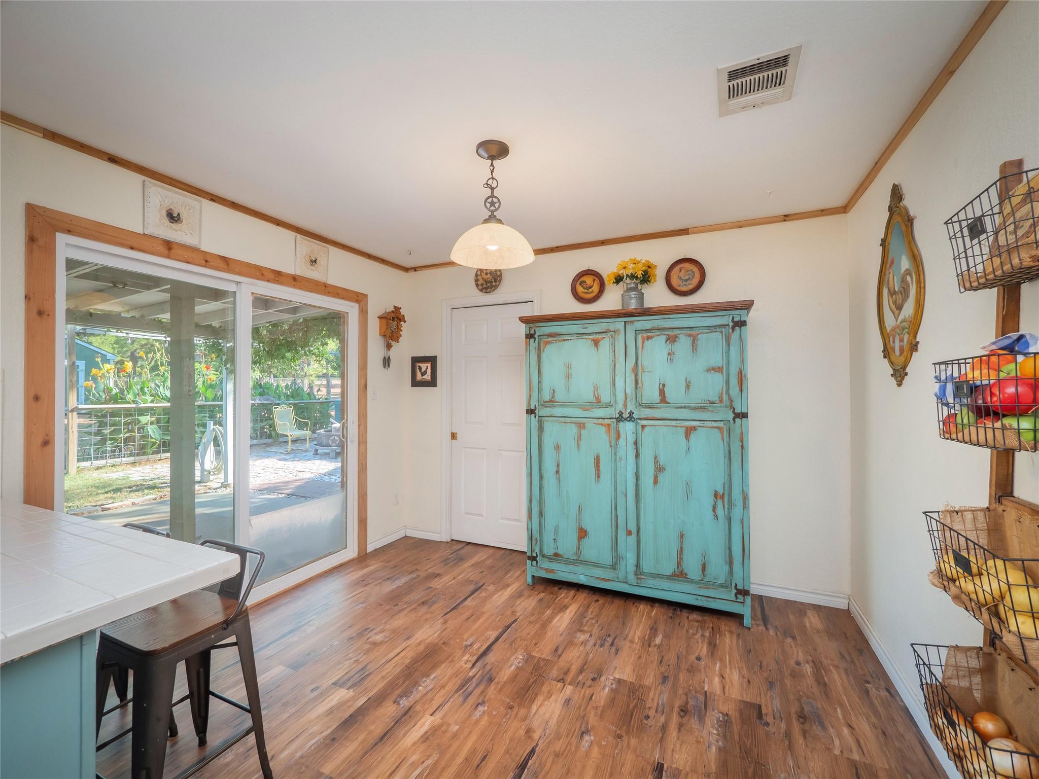 228 Old Firetower Rd, Bastrop, TX 78602