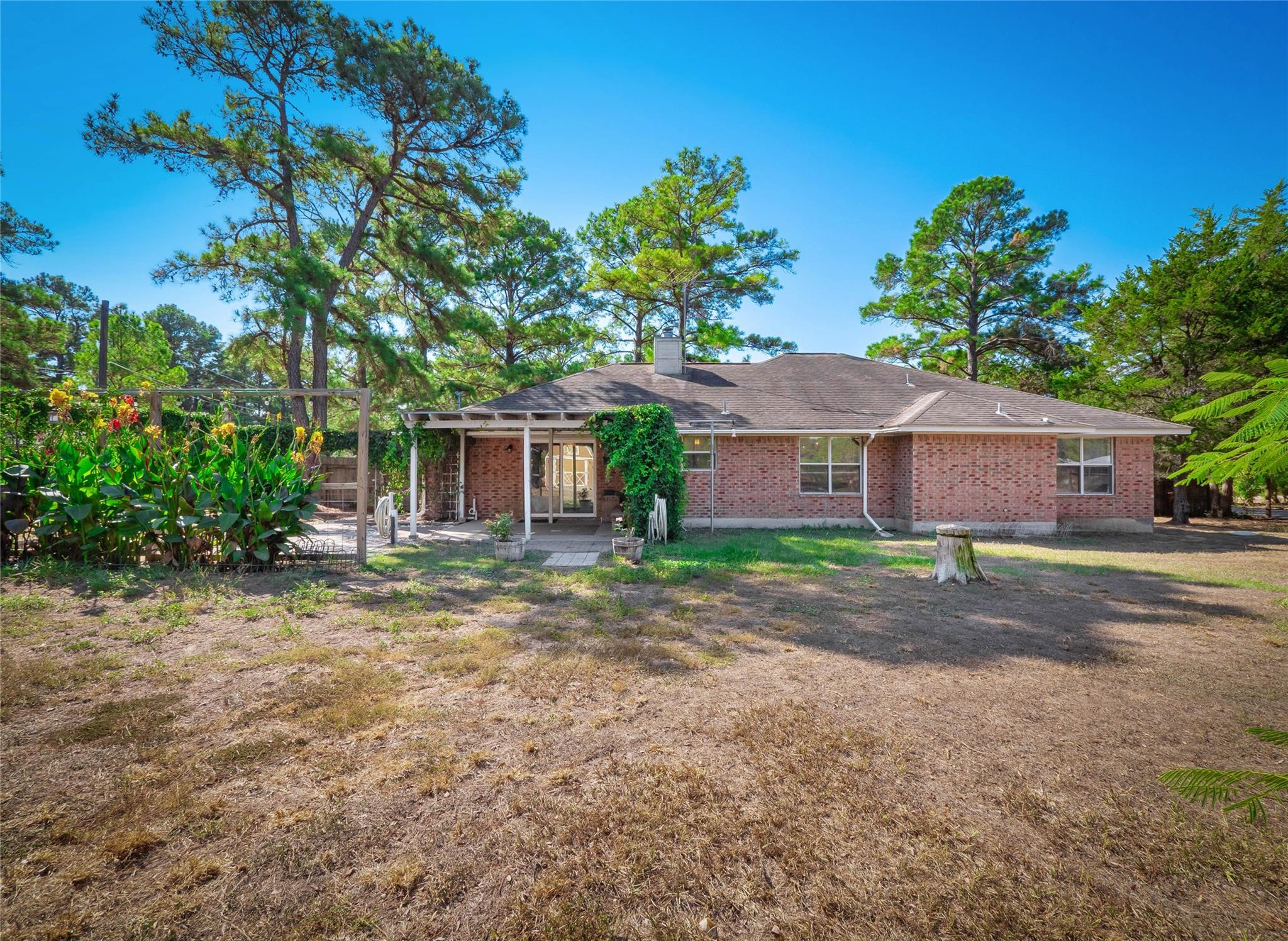 228 Old Firetower Rd, Bastrop, TX 78602