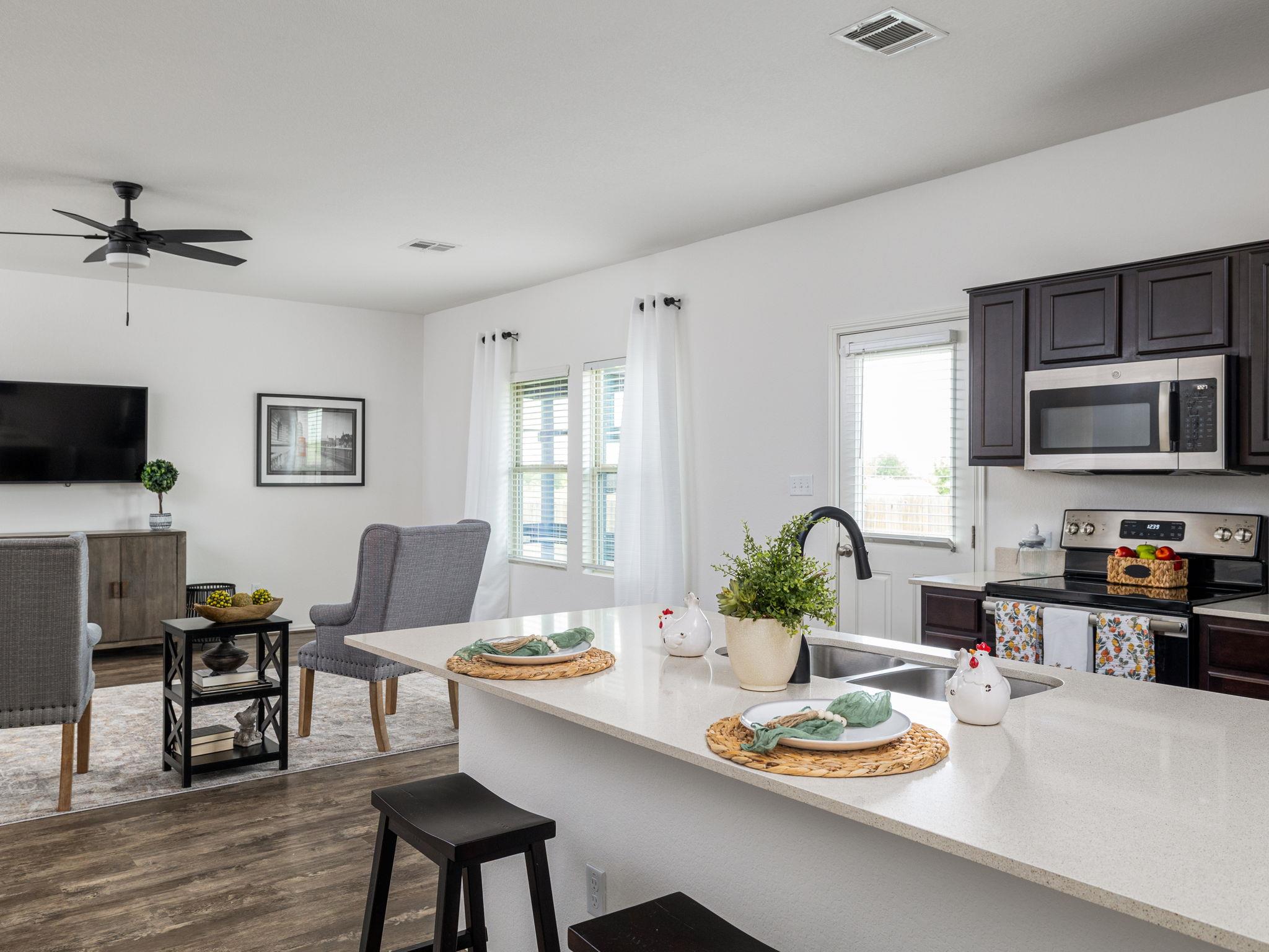 752 Circle Way # 35H, Jarrell, TX 76537