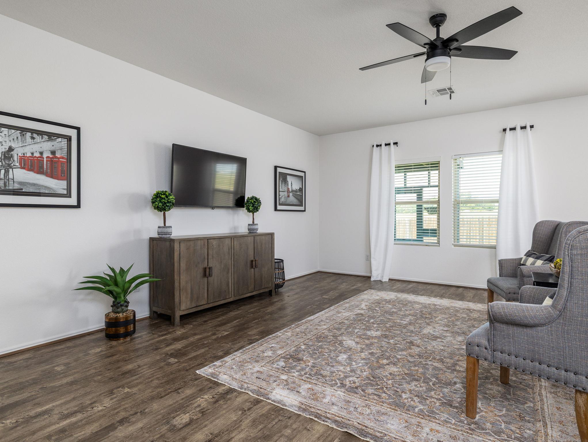 752 Circle Way # 35H, Jarrell, TX 76537