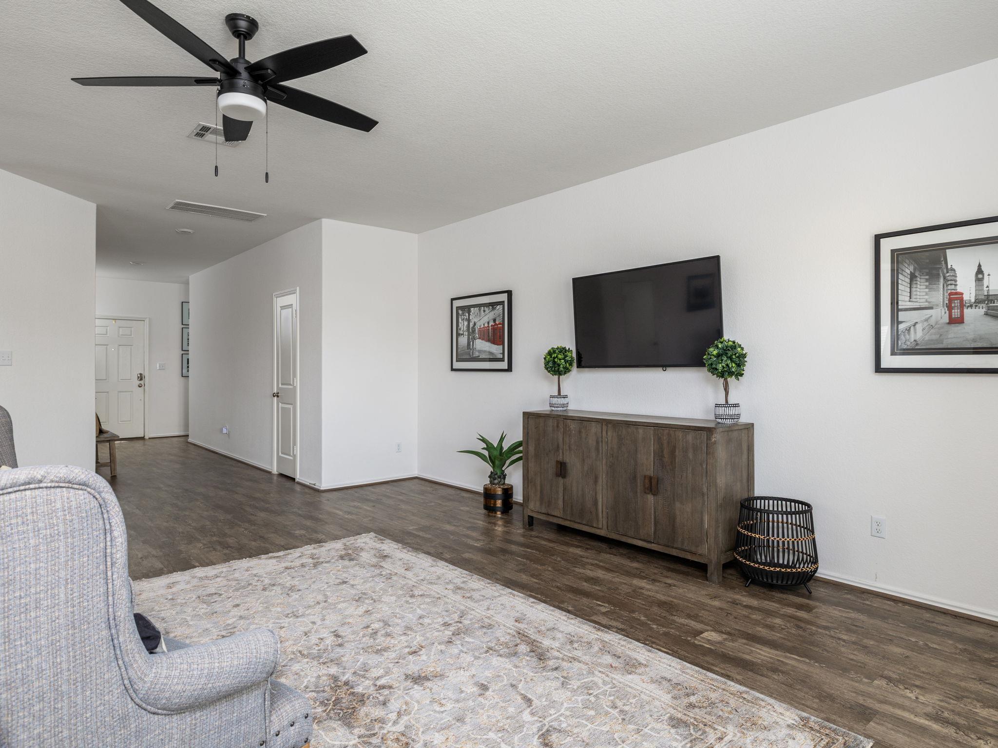 752 Circle Way # 35H, Jarrell, TX 76537