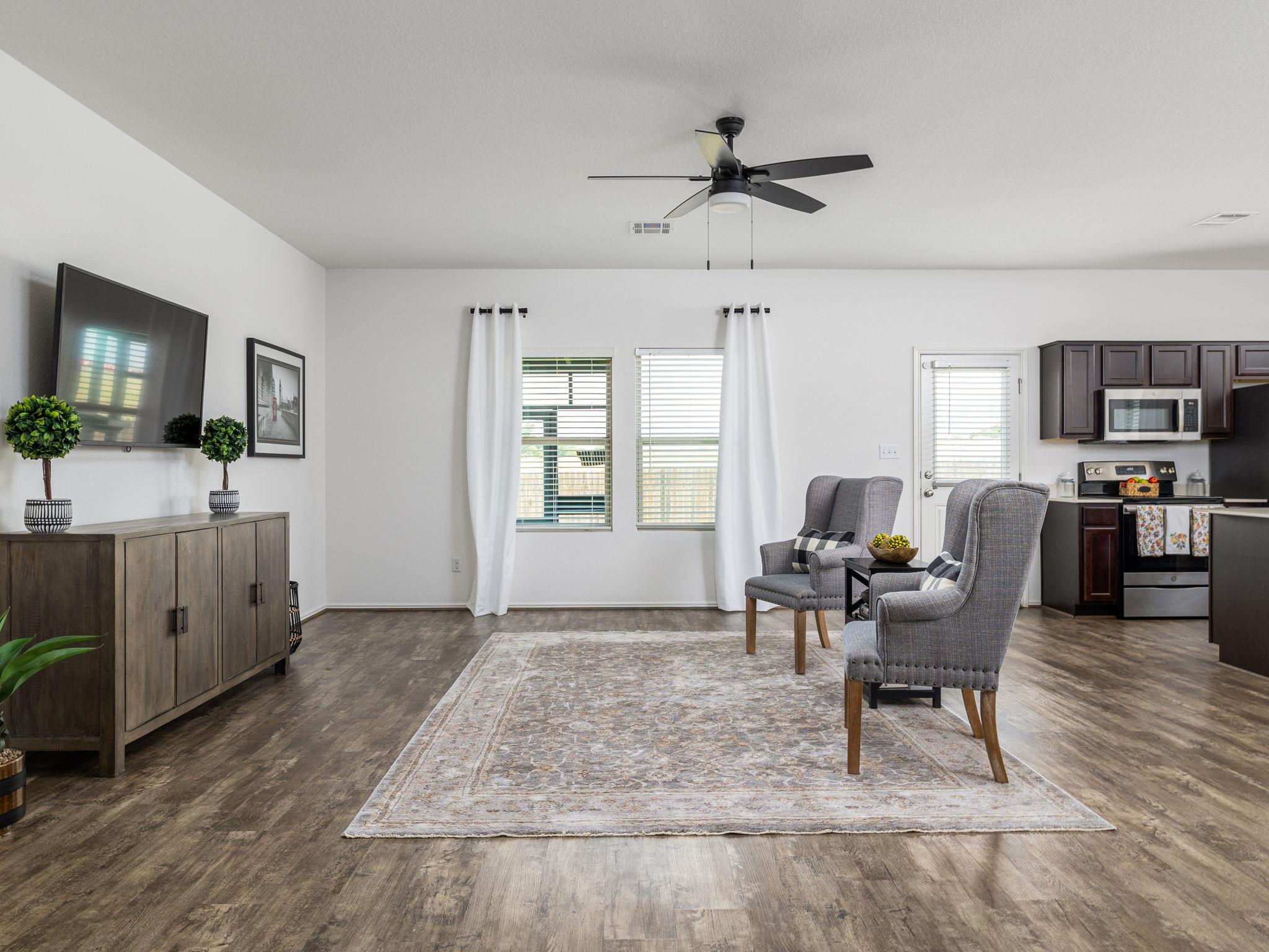 752 Circle Way # 35H, Jarrell, TX 76537