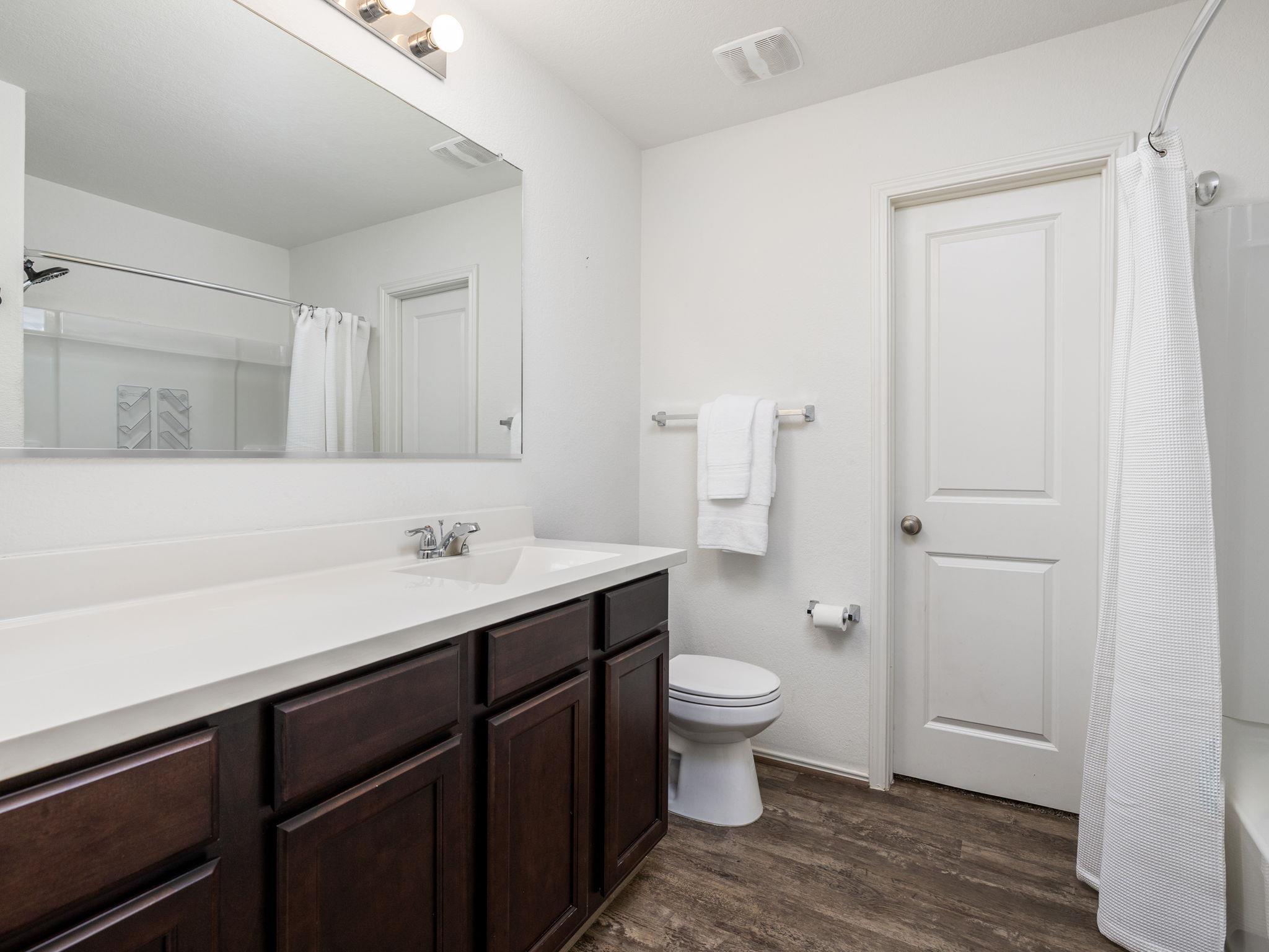 752 Circle Way # 35H, Jarrell, TX 76537