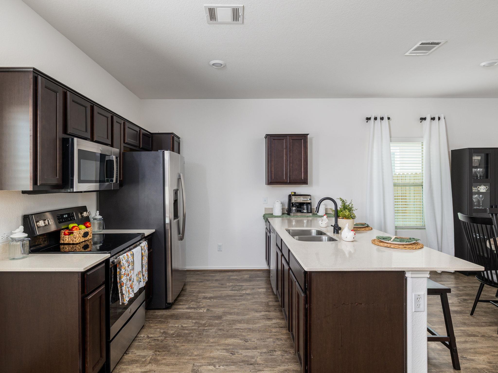 752 Circle Way # 35H, Jarrell, TX 76537