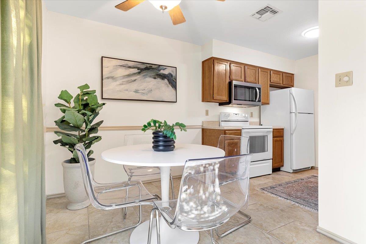 900 Taulbee Ln # 105, Austin, TX 78757