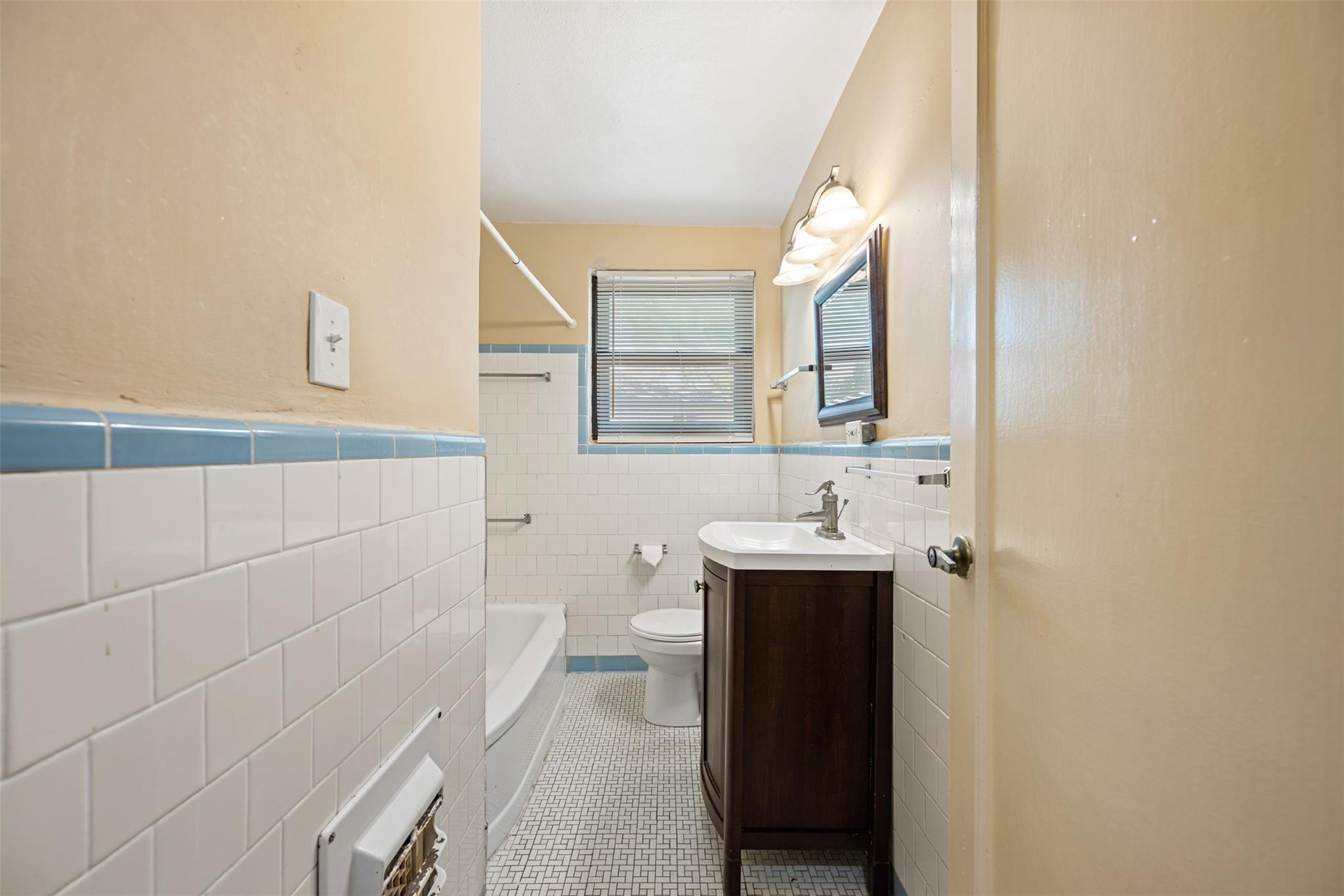 1401 Kirkwood Rd # B, Austin, TX 78722