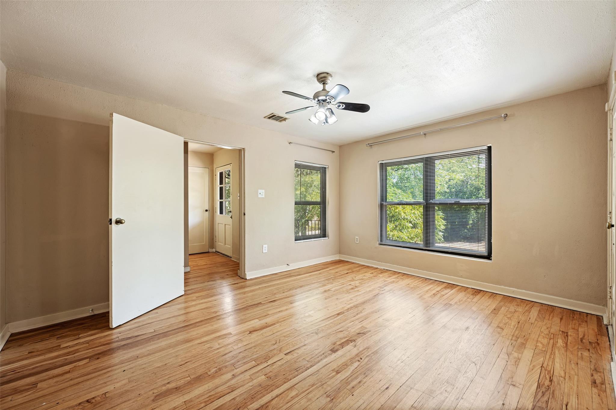 1401 Kirkwood Rd # B, Austin, TX 78722