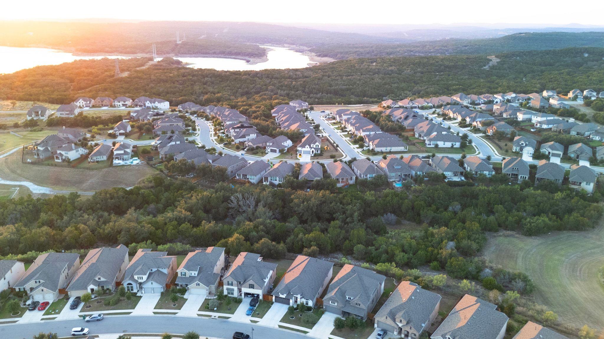 7804 Pace Ravine Dr, Lago Vista, TX 78645