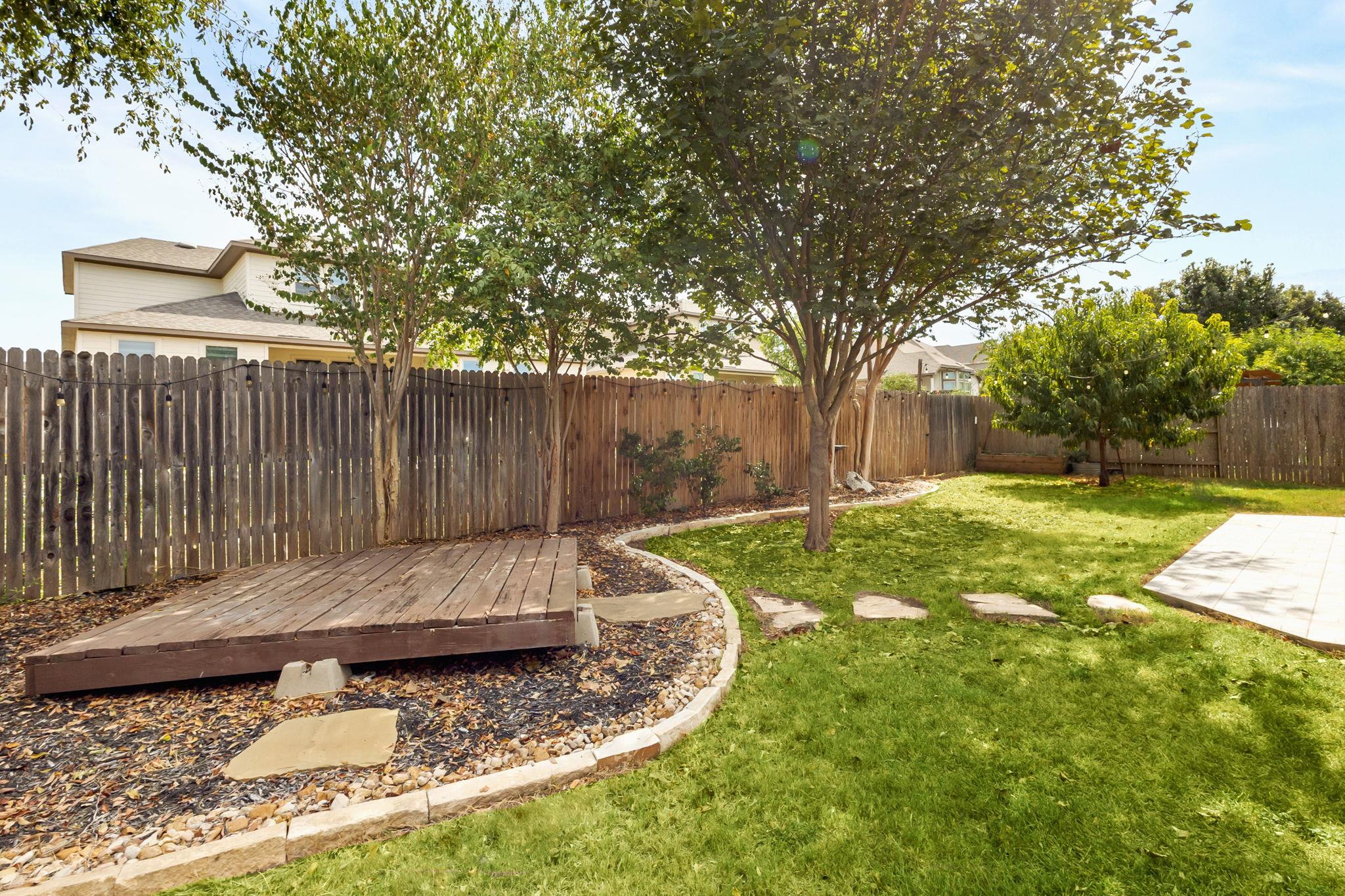 661 Bison Ln, Cibolo, TX 78108