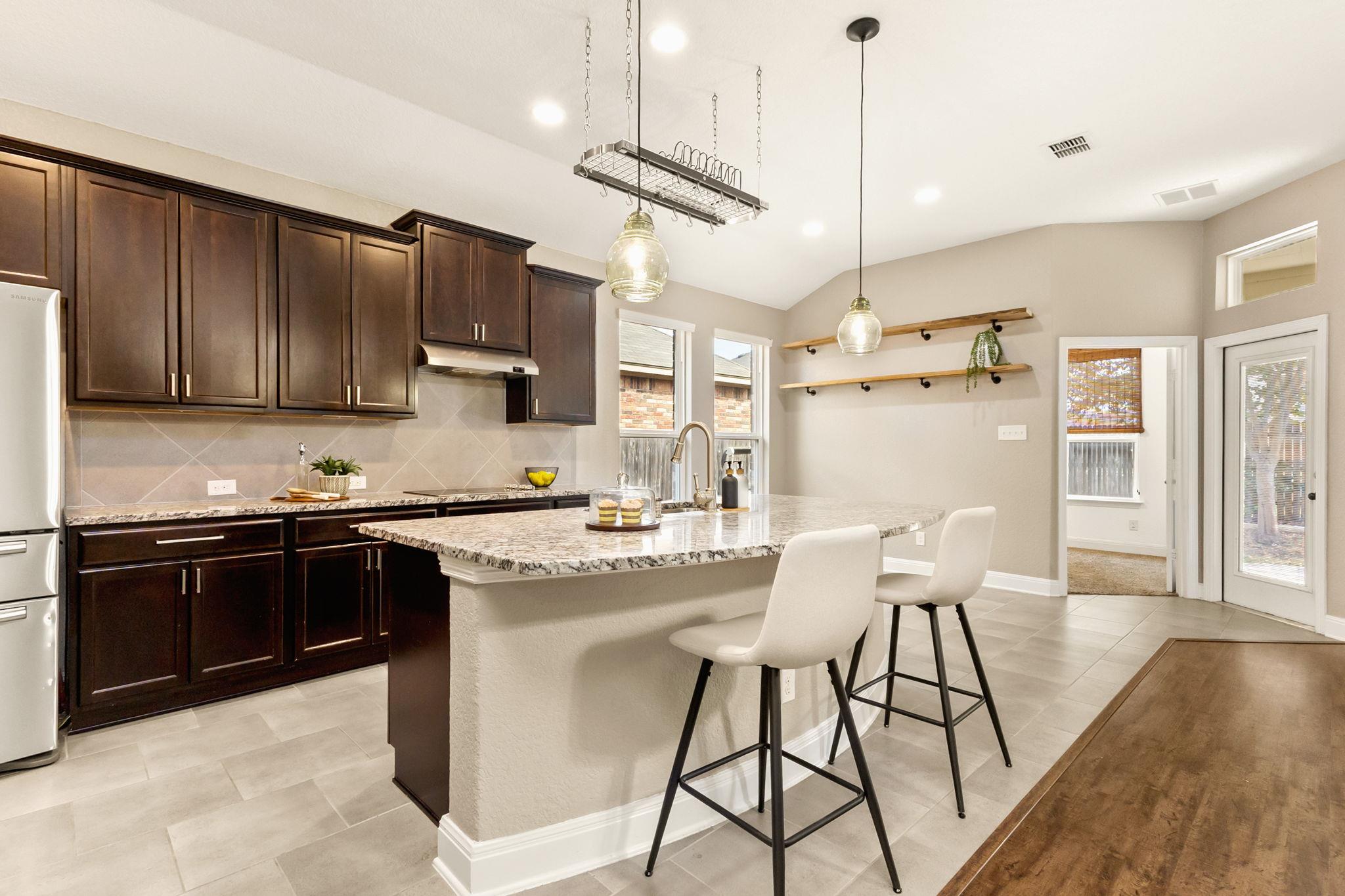 661 Bison Ln, Cibolo, TX 78108