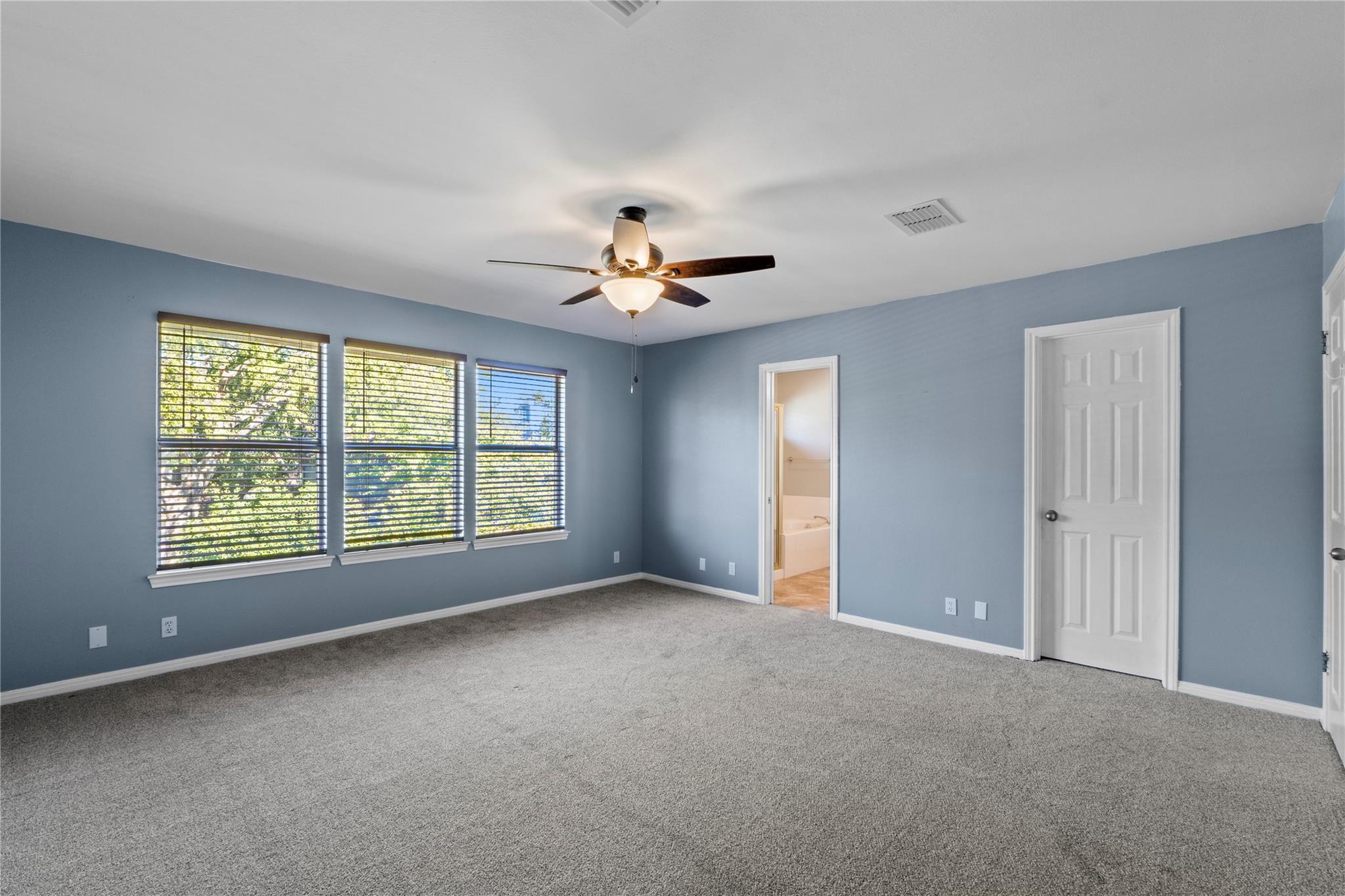 1124 Oaklands Dr, Round Rock, TX 78681