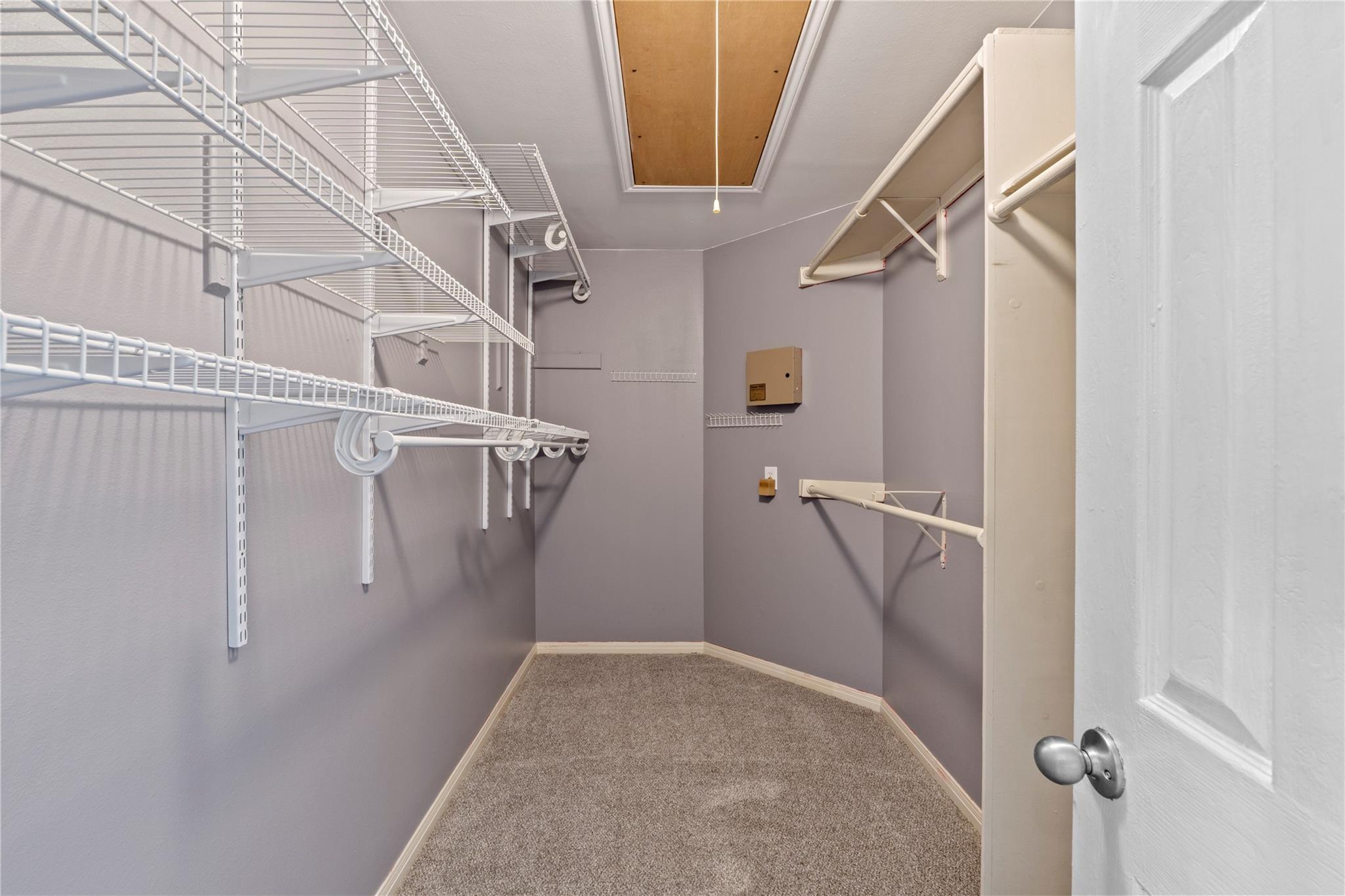 1124 Oaklands Dr, Round Rock, TX 78681