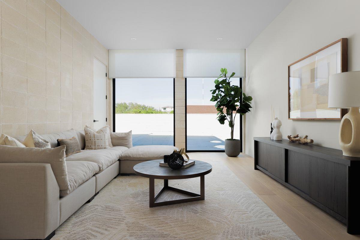 5205 Scenic View Dr, Austin, TX 78746