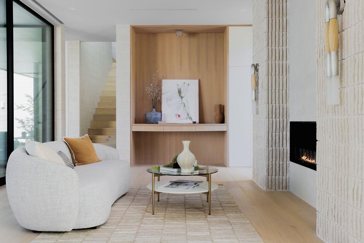 5205 Scenic View Dr, Austin, TX 78746