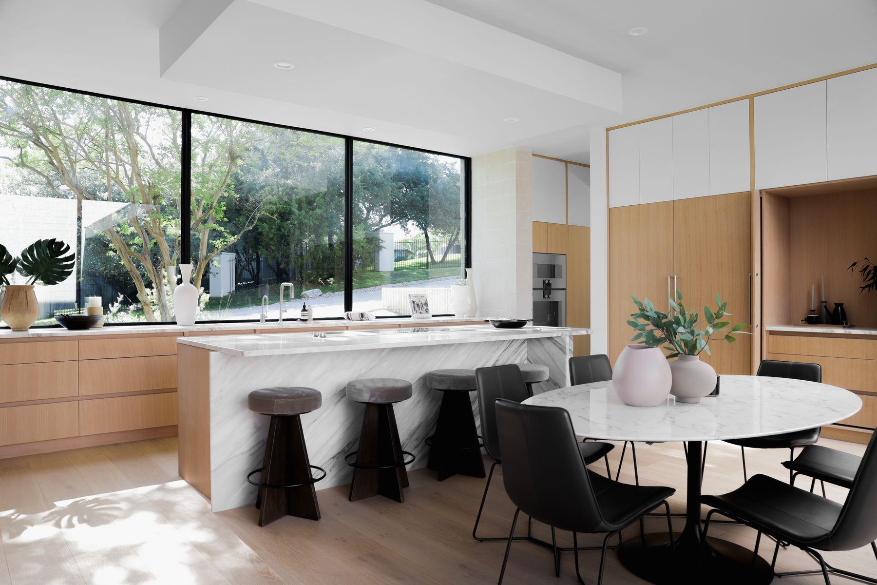 5205 Scenic View Dr, Austin, TX 78746