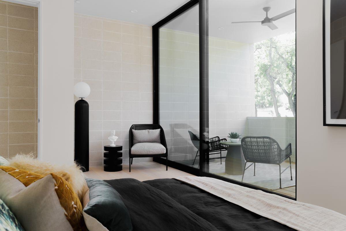 5205 Scenic View Dr, Austin, TX 78746